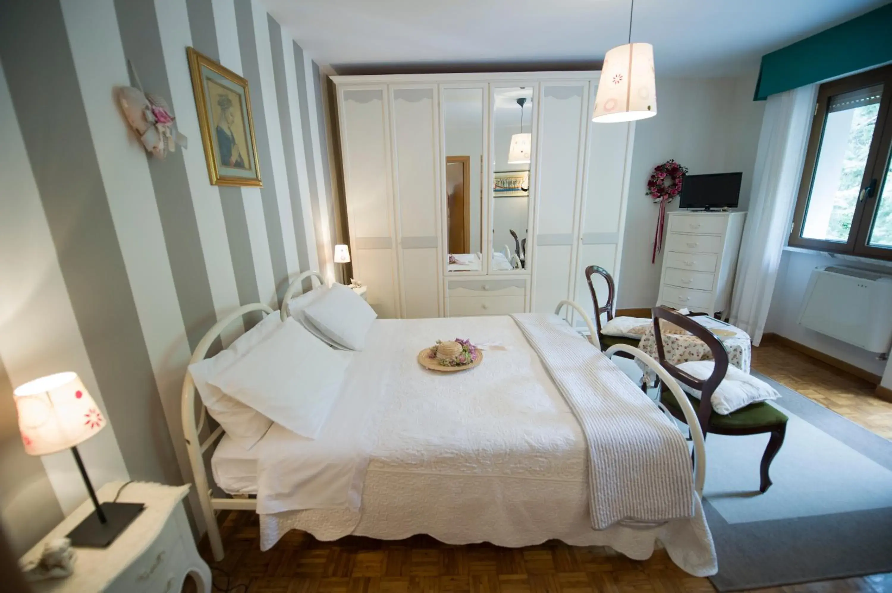Double Room with Balcony in B&B Villa Filetta Double Room with Balcony in B&B Villa Filetta