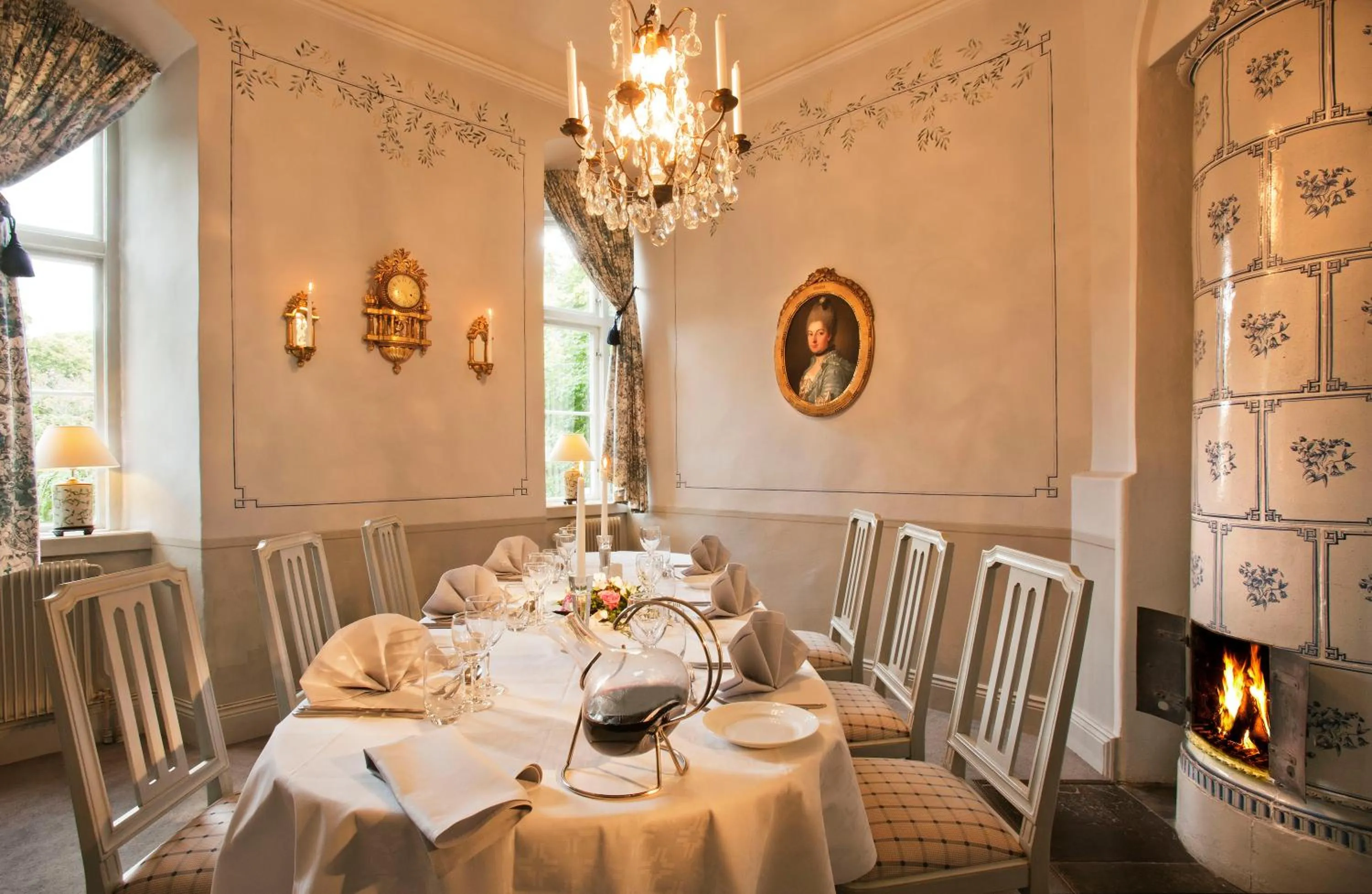 Food and drinks in Åkeshofs Slott