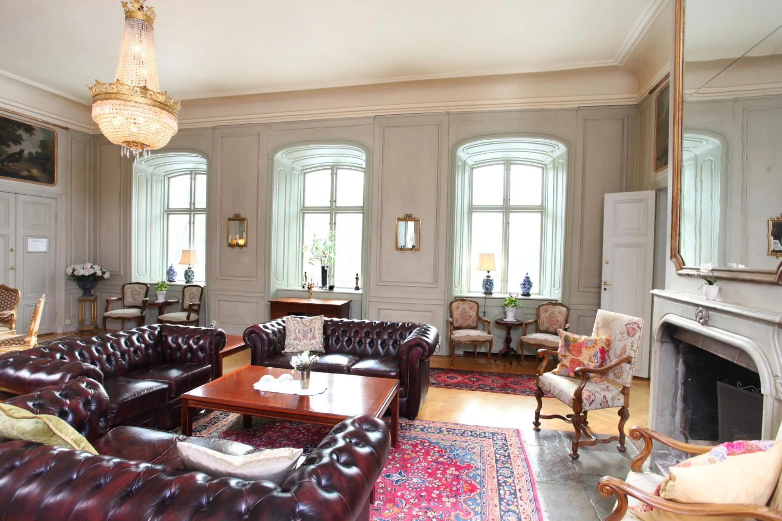 Property building in Åkeshofs Slott