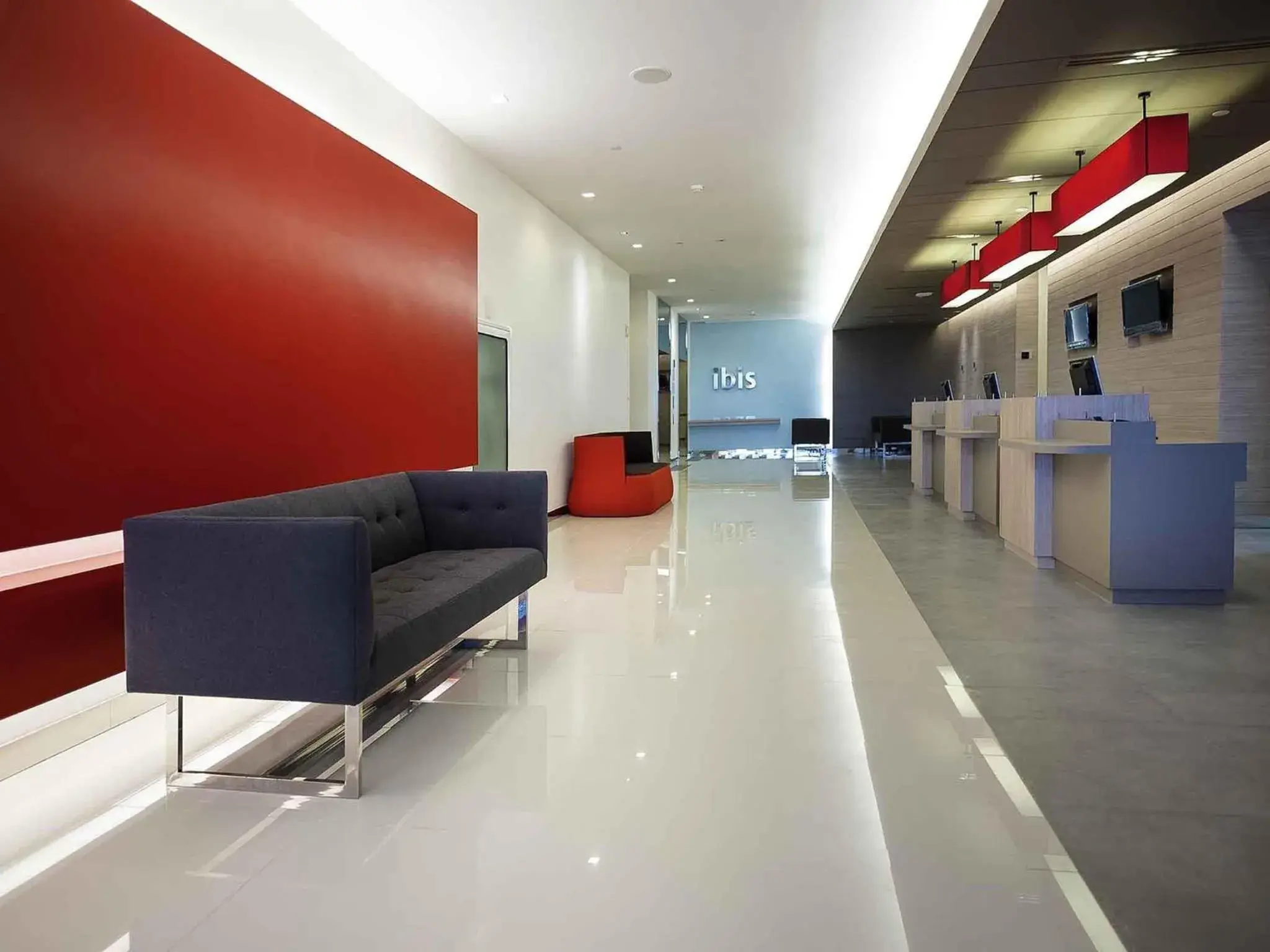 Property building in ibis Bangkok Siam Property building in ibis Bangkok Siam