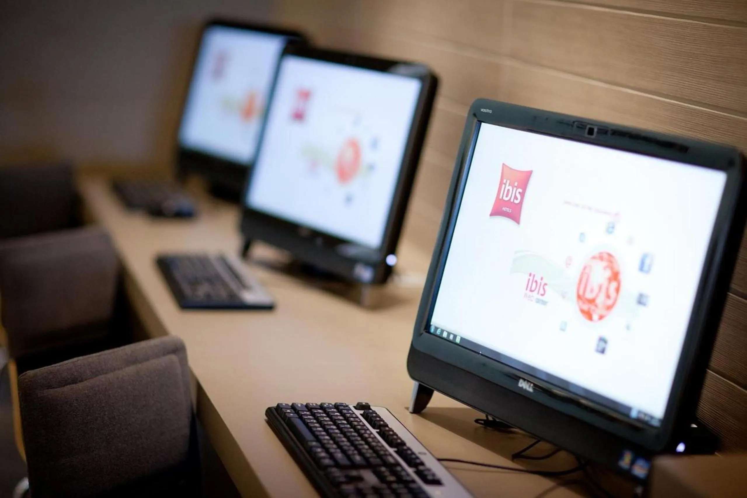 Business facilities in ibis Bangkok Siam