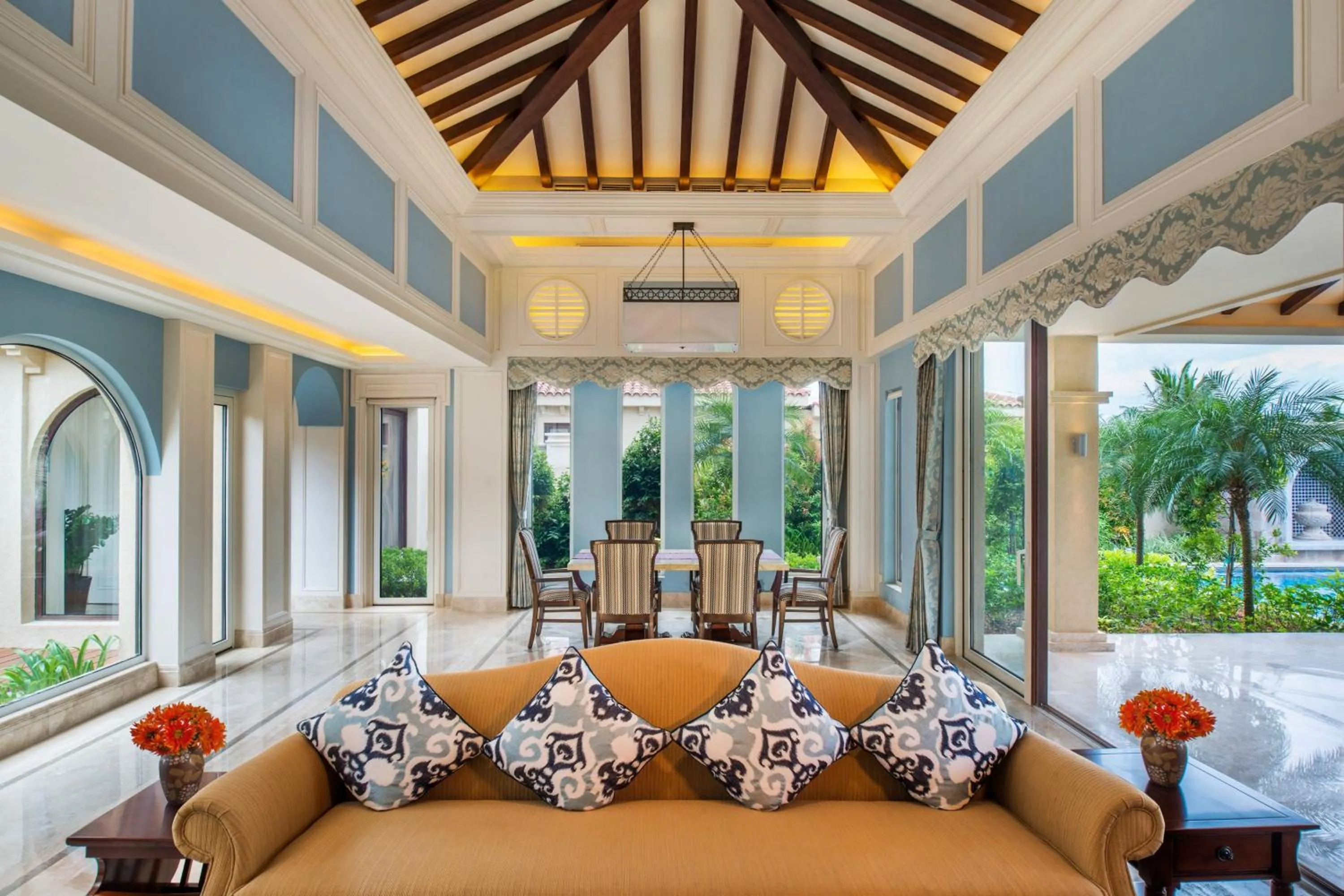 Swimming pool in JW Marriott Sanya Haitang Bay Resort & Spa