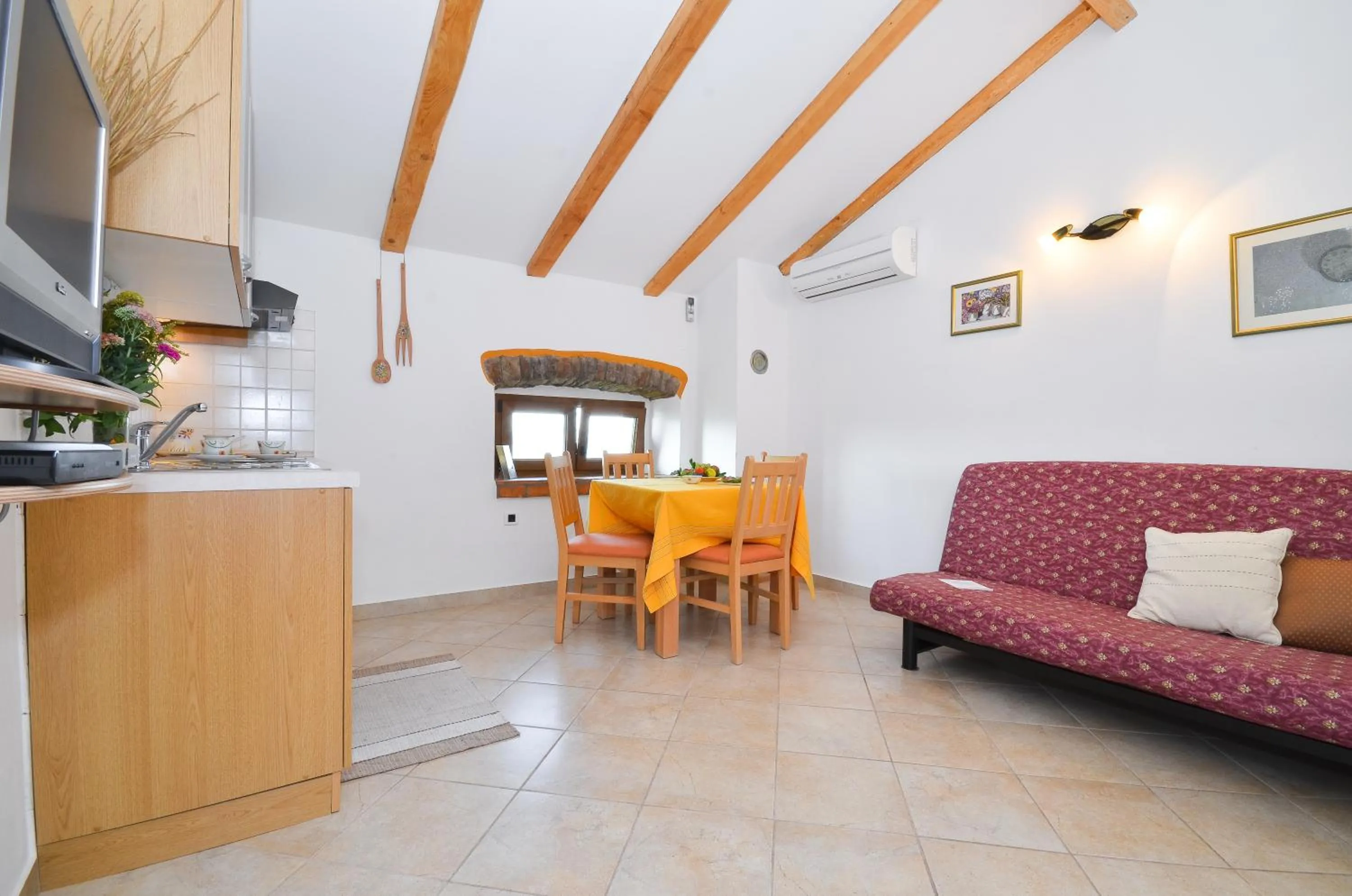 One-Bedroom Apartment in Bella Vista Apartments