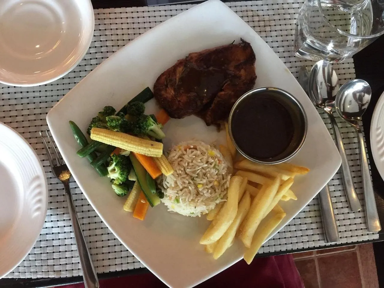 Food and drinks in Fortune Hosur - Member ITC Hotels' Group