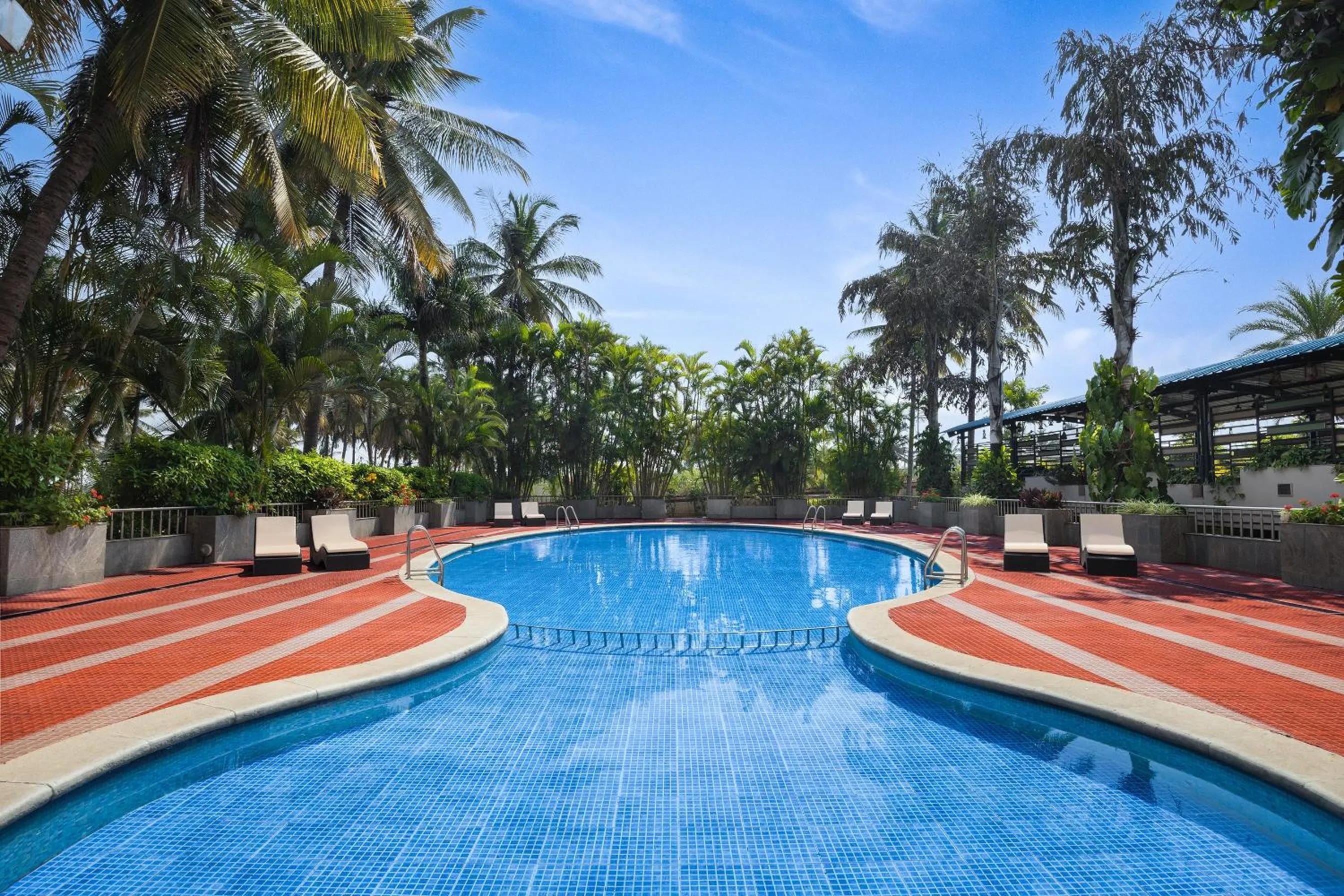 Pool view in Fortune Hosur - Member ITC Hotels' Group