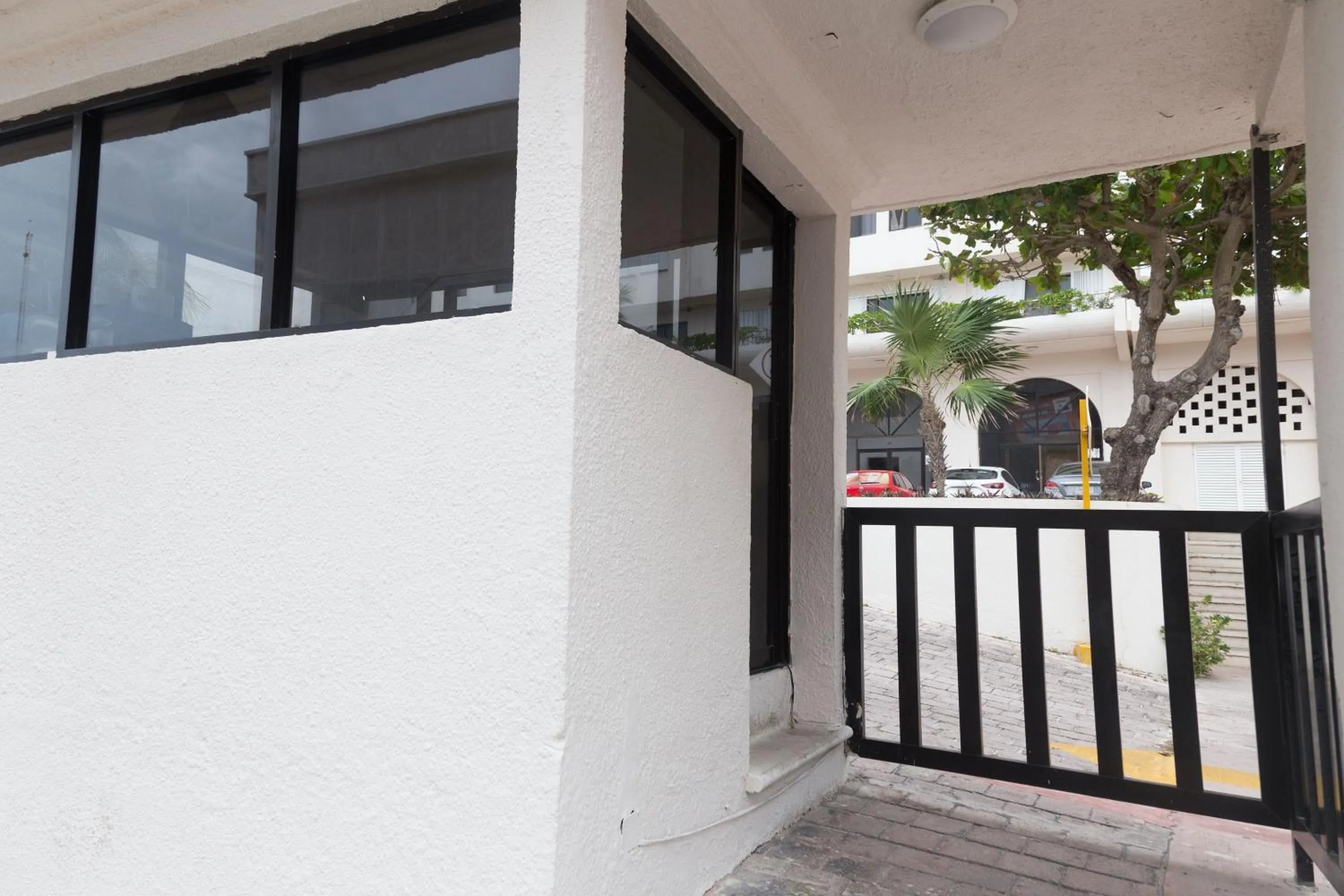 Property building in Sparkling Ocean View in Cancun