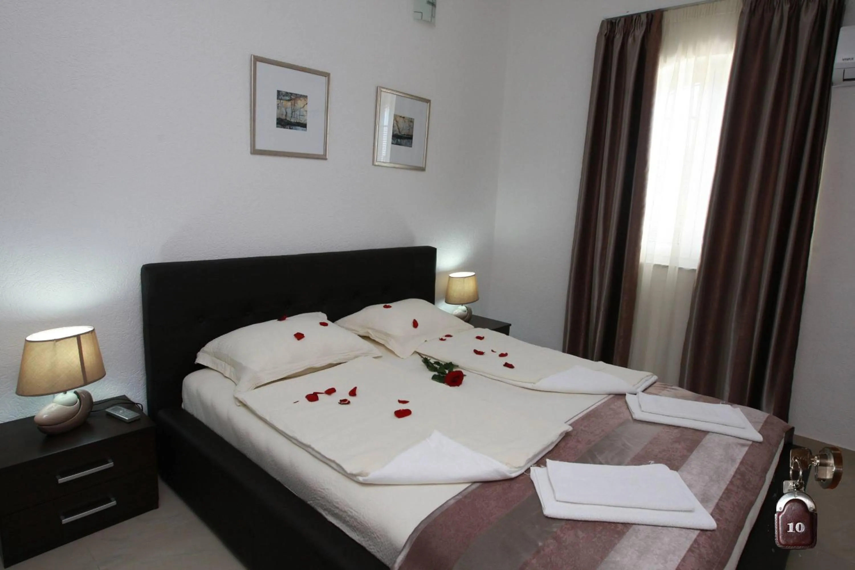 Bed in Villa Andjelina