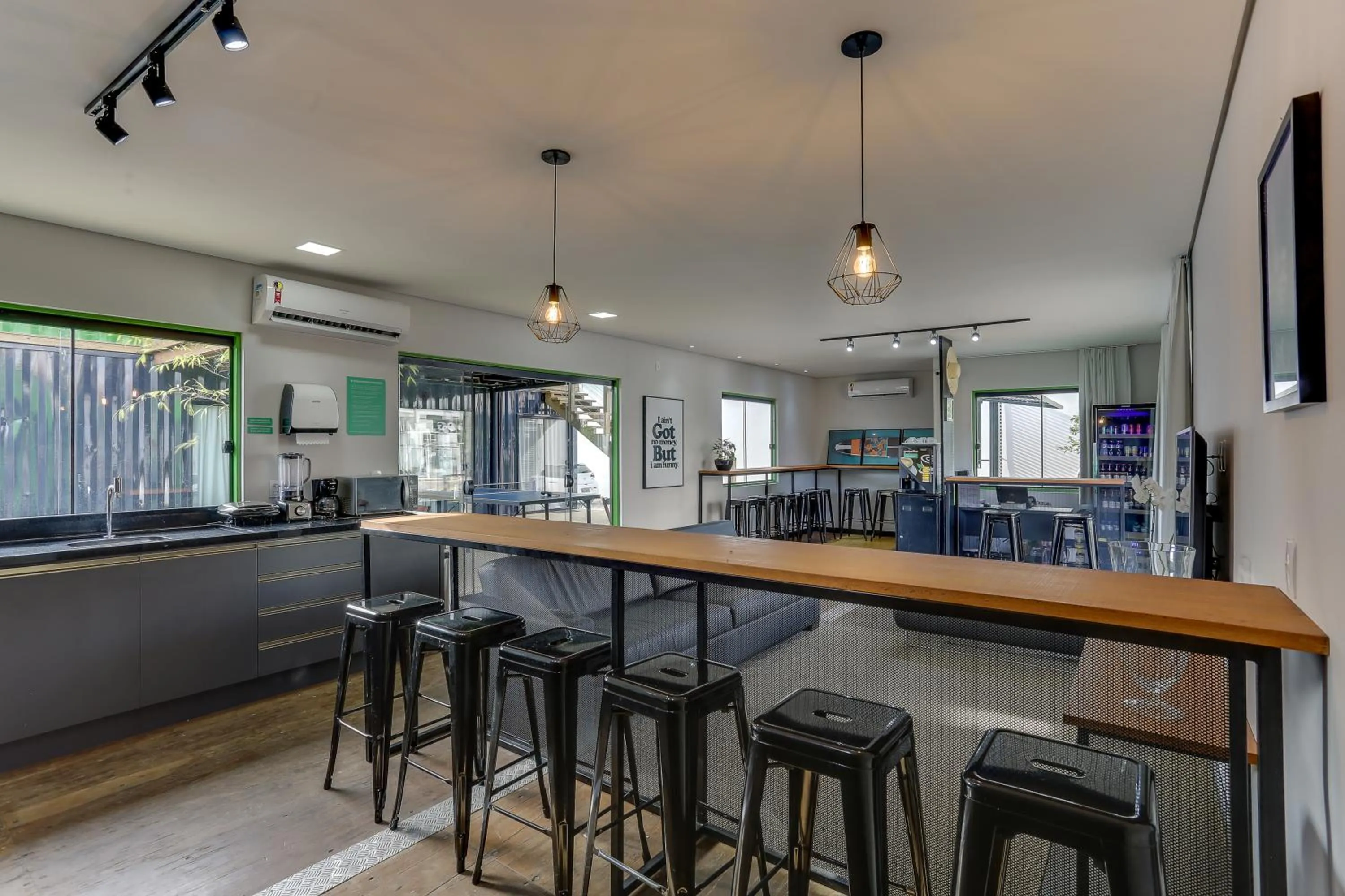 Communal kitchen in Innbox - Canasvieiras