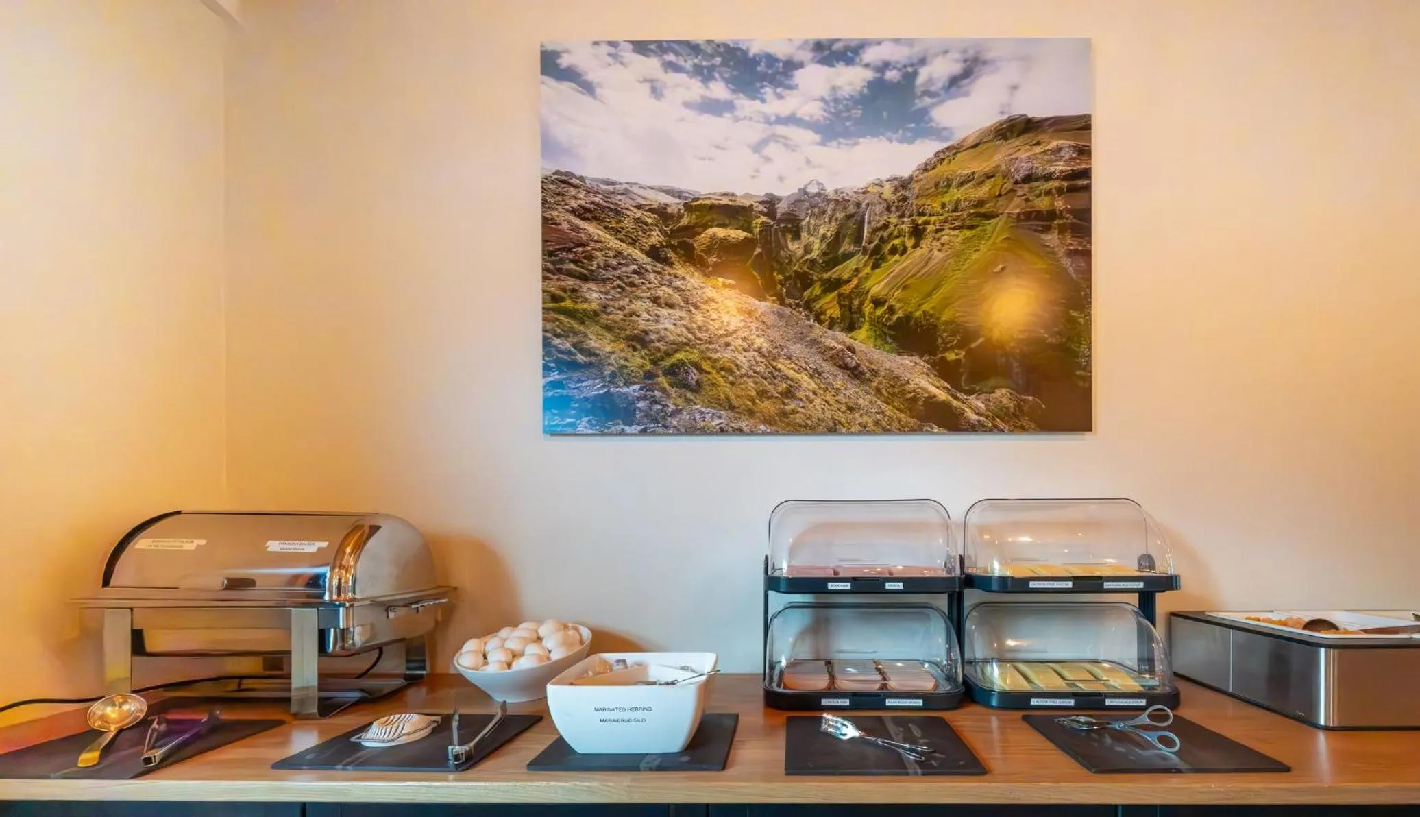 Buffet breakfast in Adventure Hotel Geirland