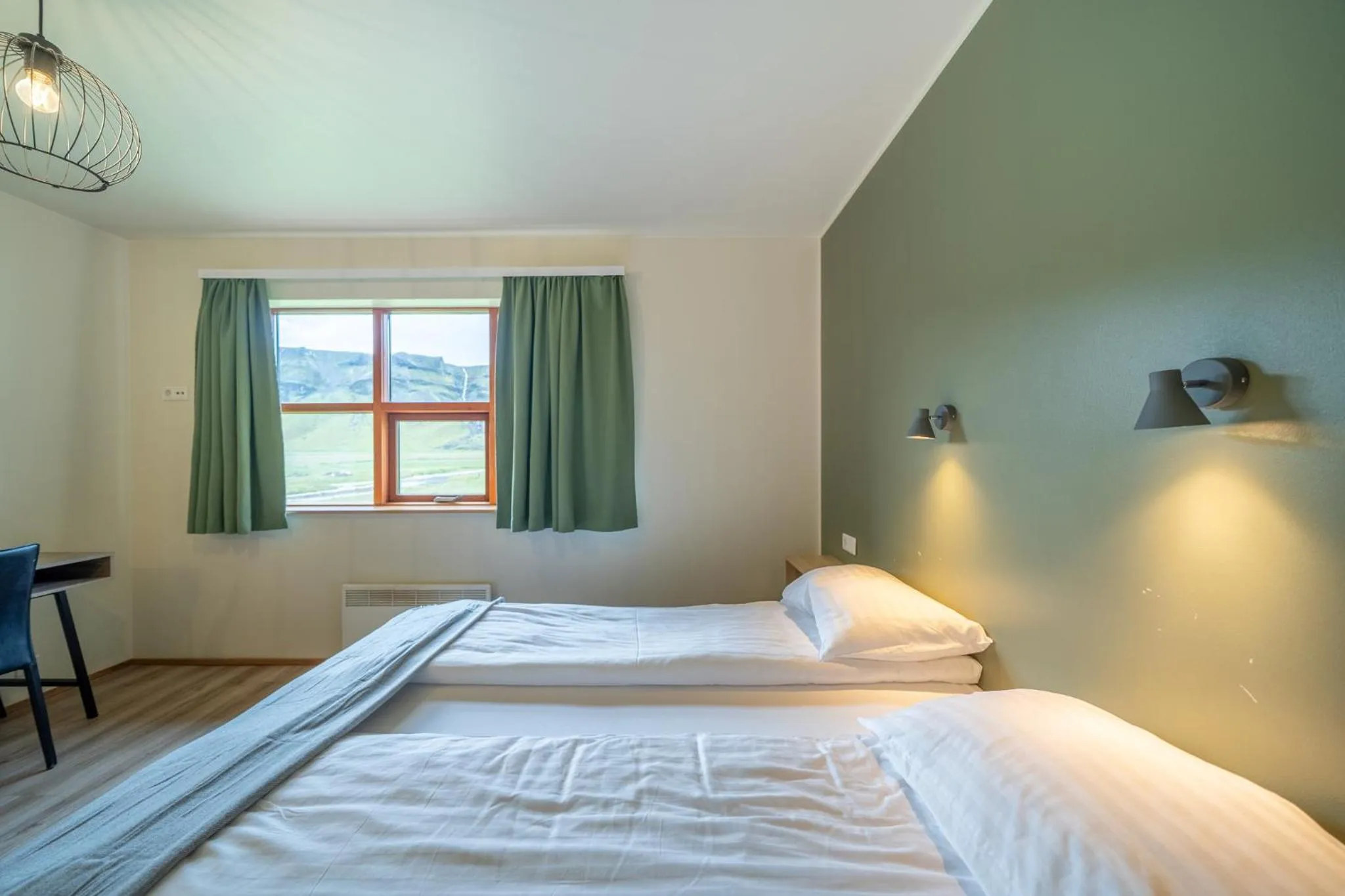Bedroom, Bed in Adventure Hotel Geirland