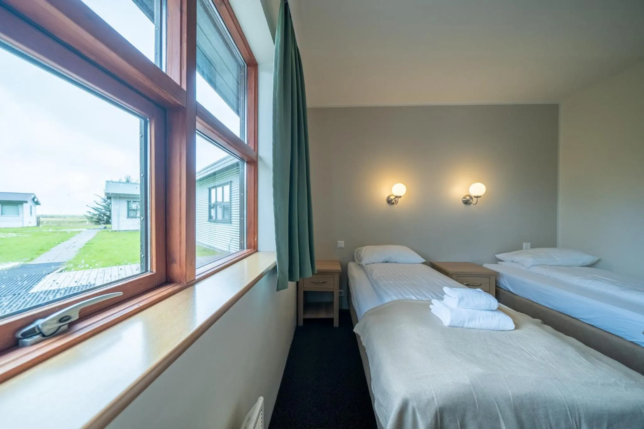 Property building, Bed in Adventure Hotel Geirland