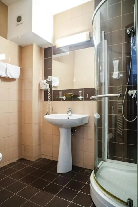 Bathroom in Hotel Pami