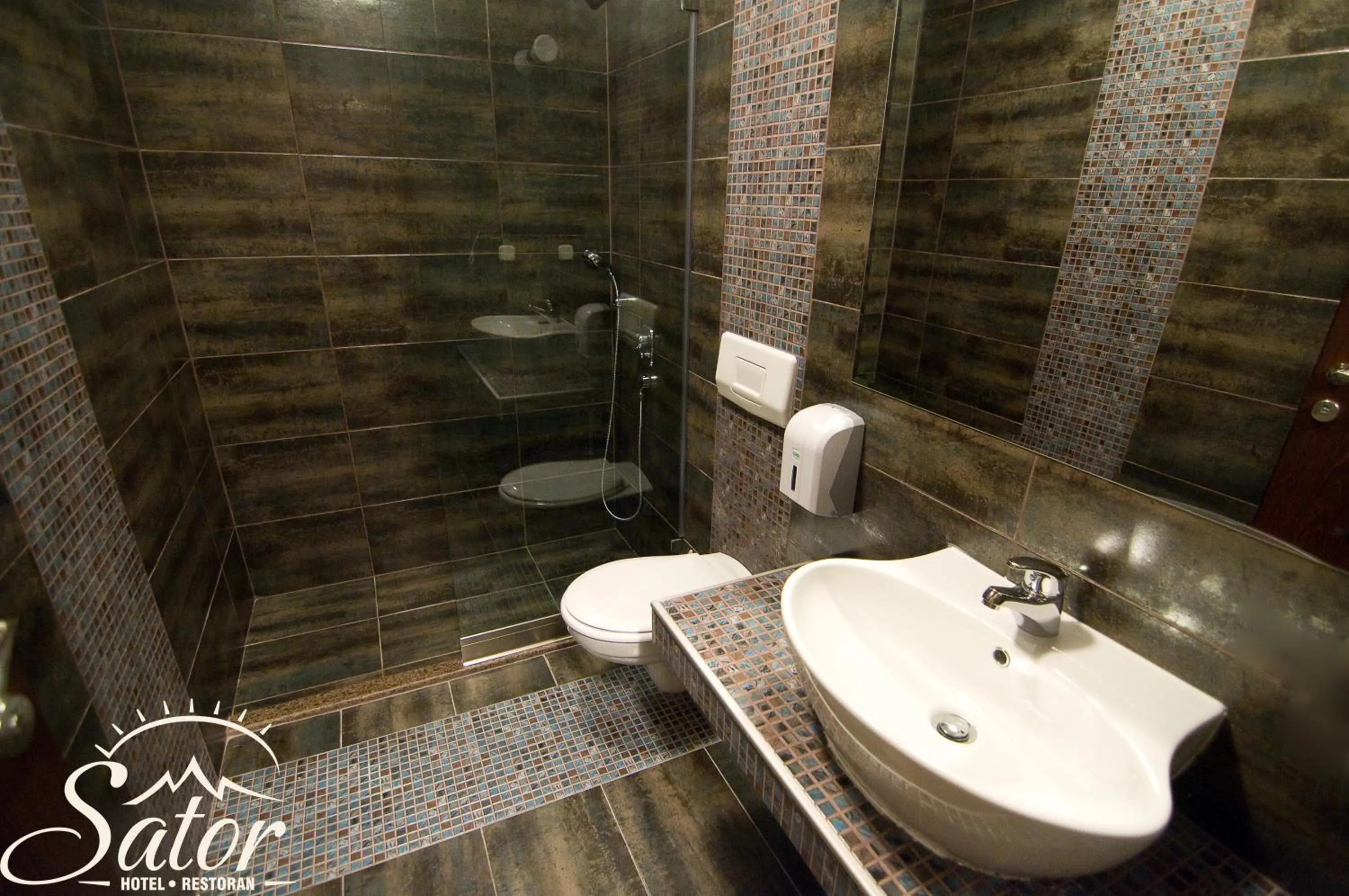 Bathroom in Hotel Šator