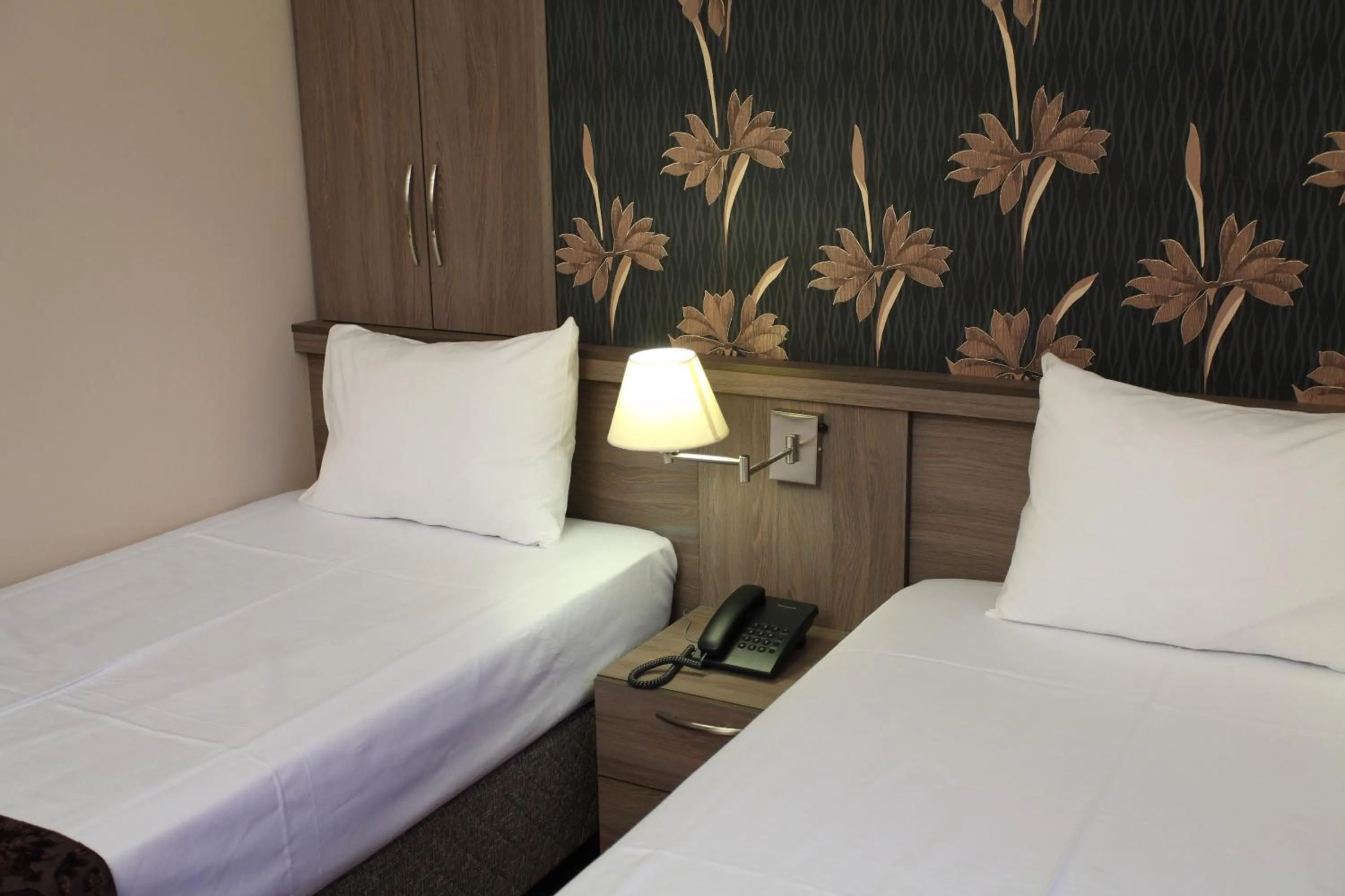 Bed in Hotel Šator
