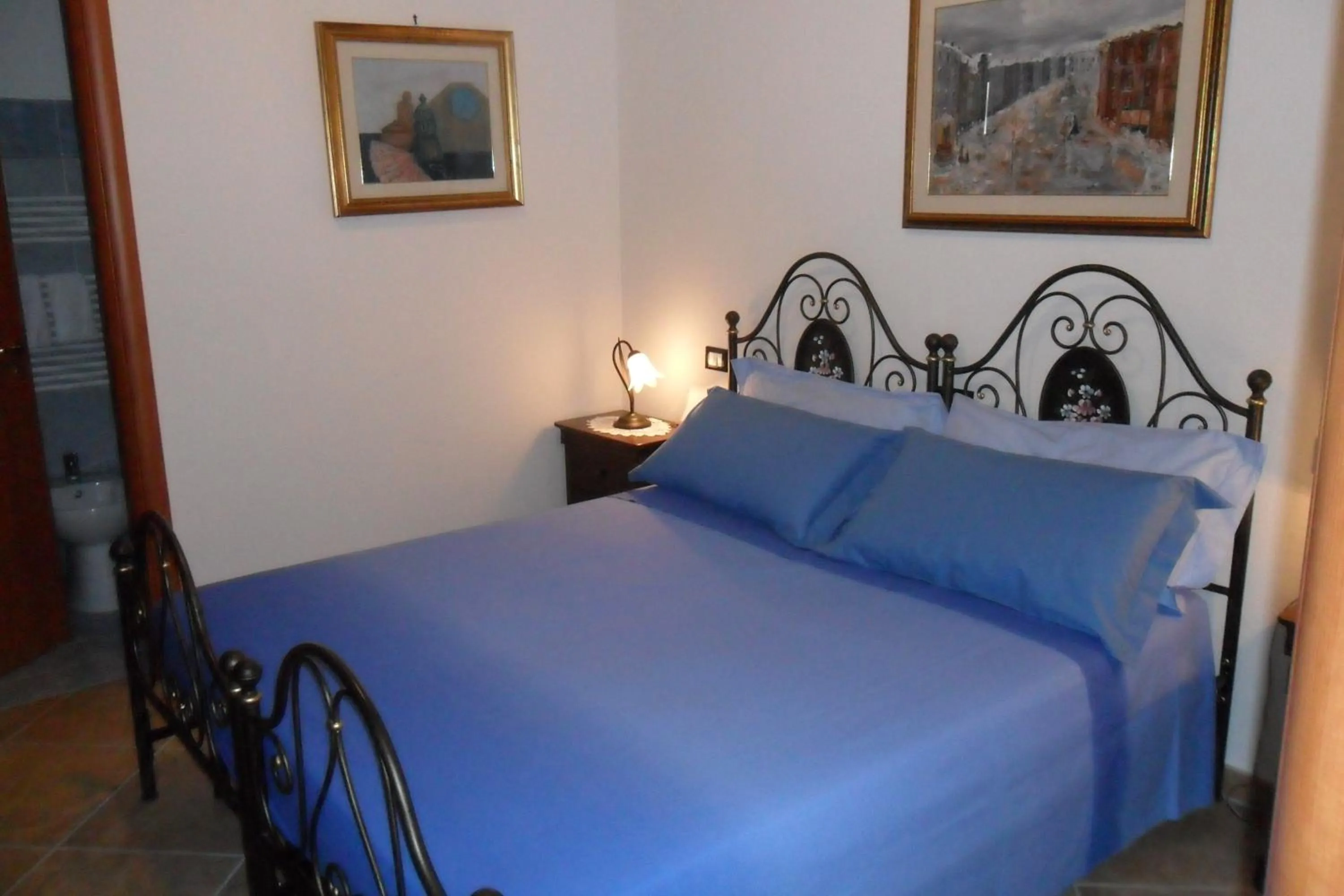 Double or Twin Room with Private Bathroom in Bed&Breakfast L'Oasi