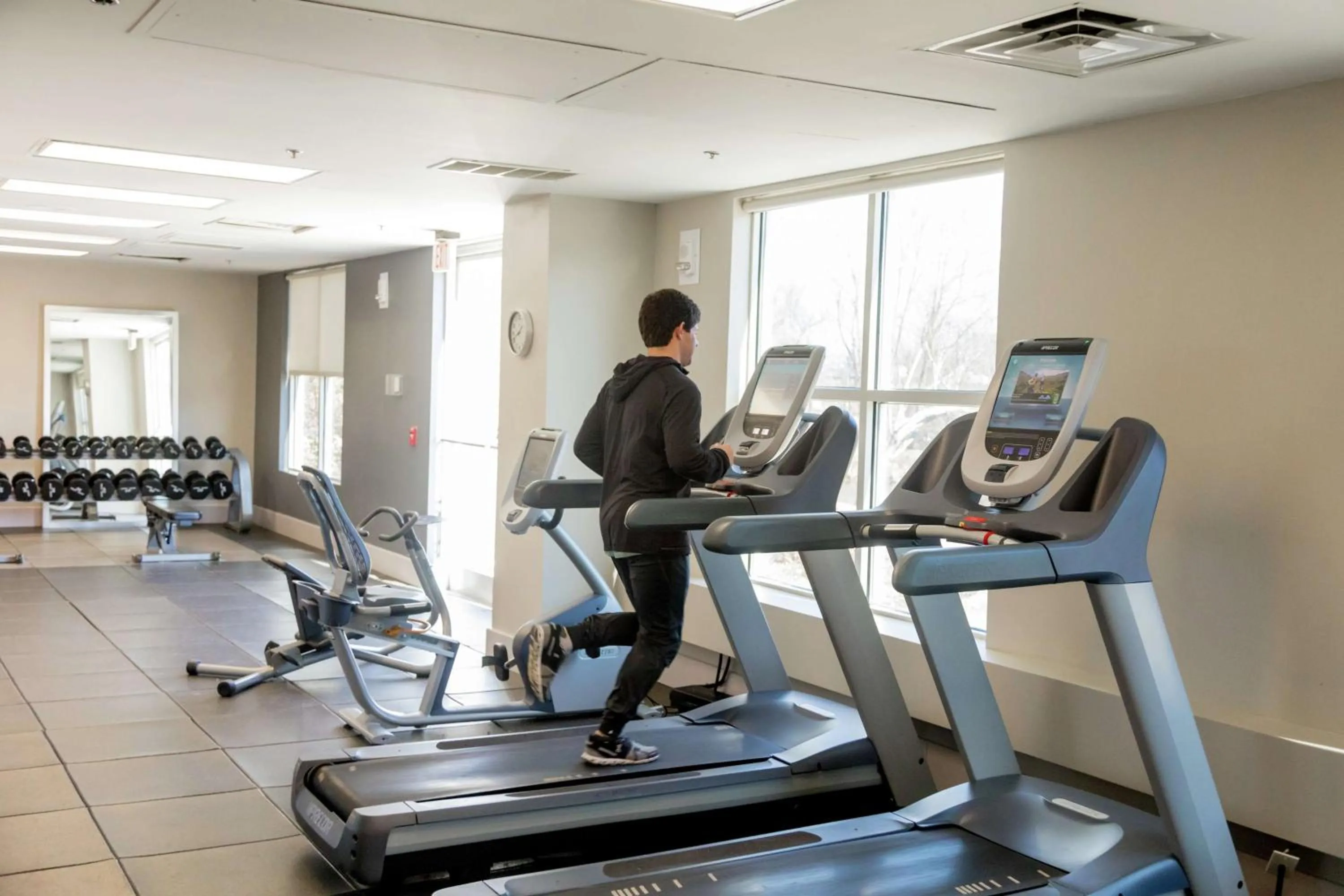 Fitness centre/facilities in Embassy Suites by Hilton Lexington Green