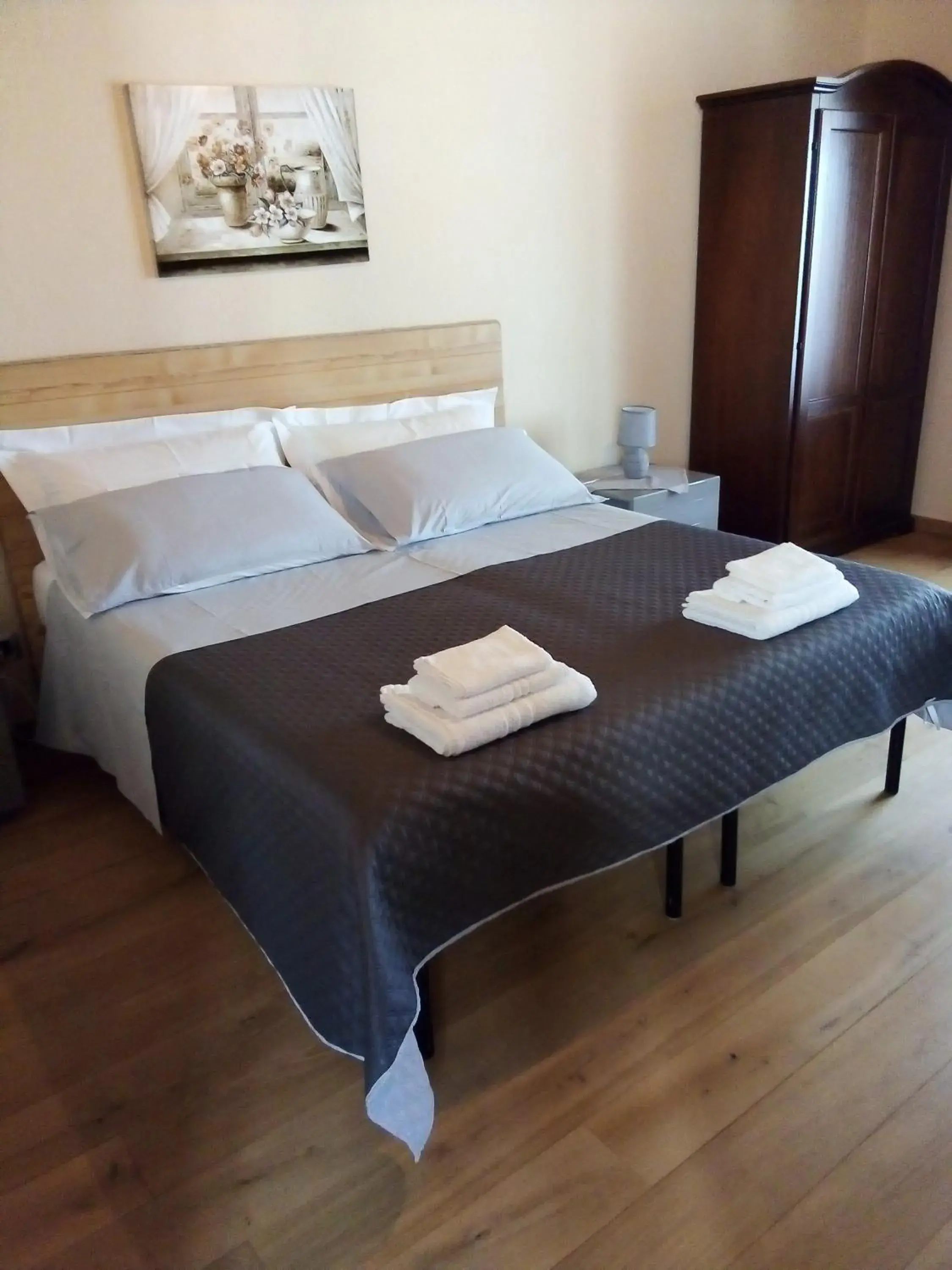 Triple Room with Private Bathroom - single occupancy in Agriturismo Ai Prüsot Triple Room with Private Bathroom - single occupancy in Agriturismo Ai Prüsot