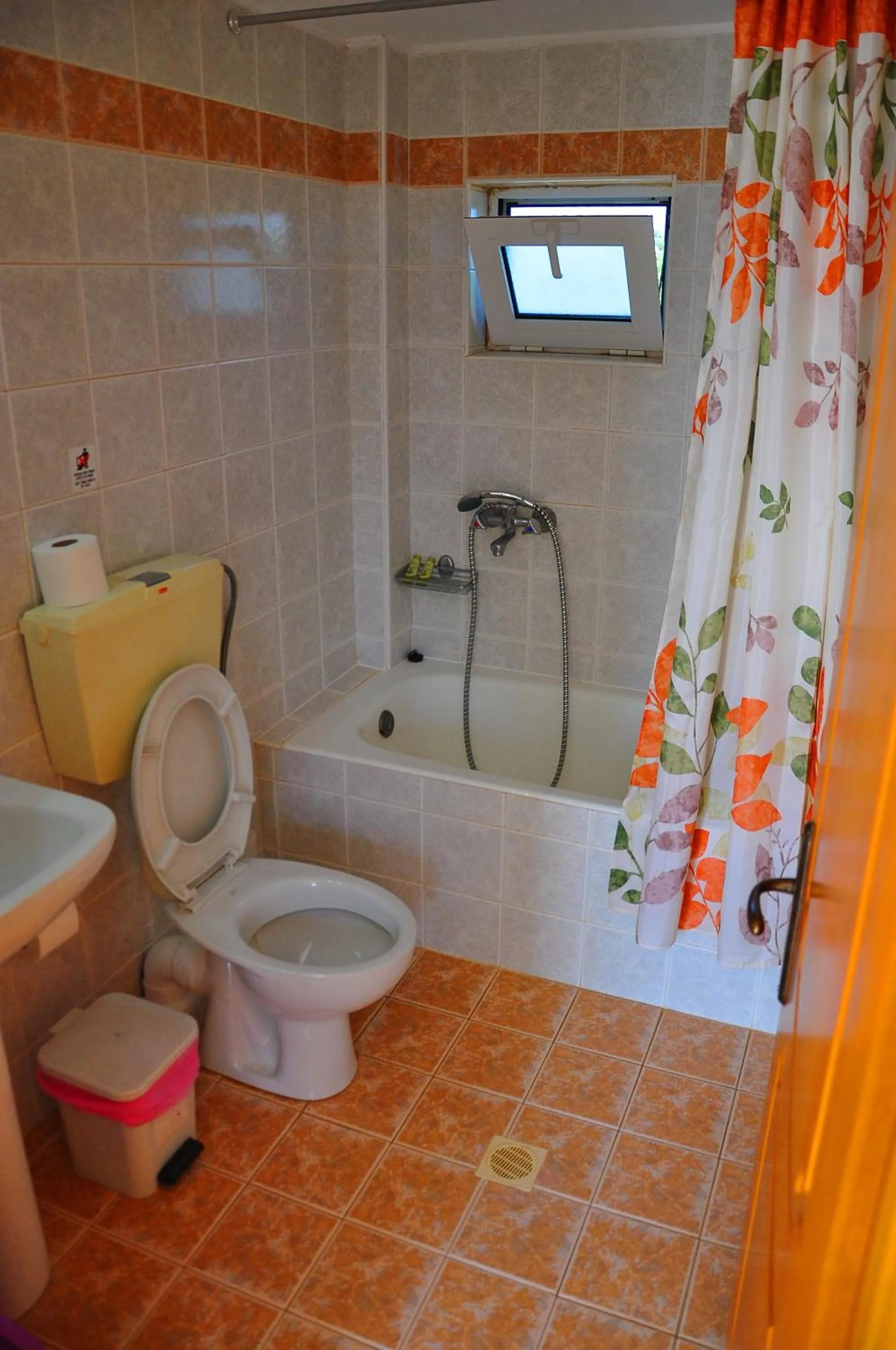 Lagos Studios & Apartments