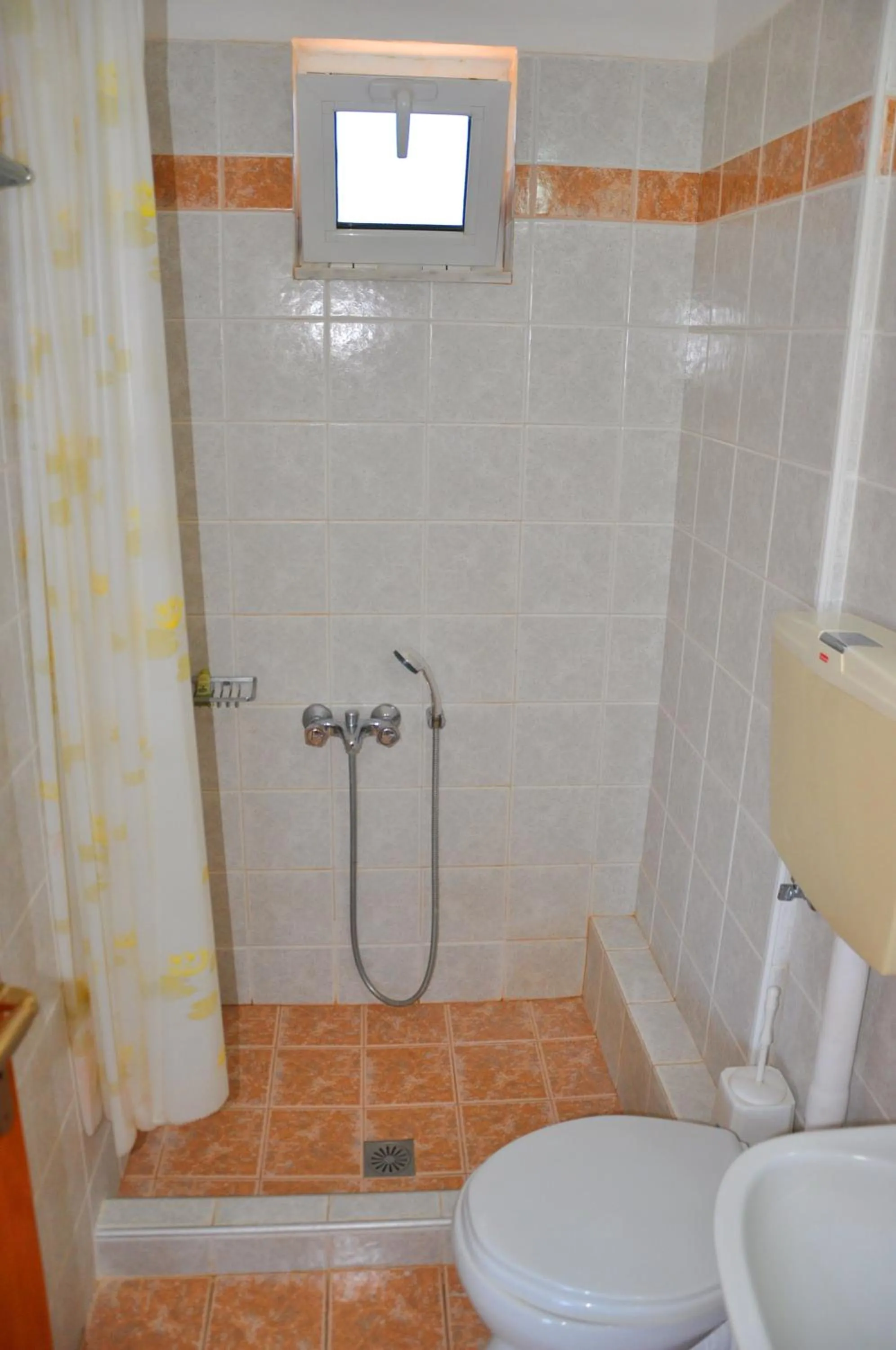 Lagos Studios & Apartments