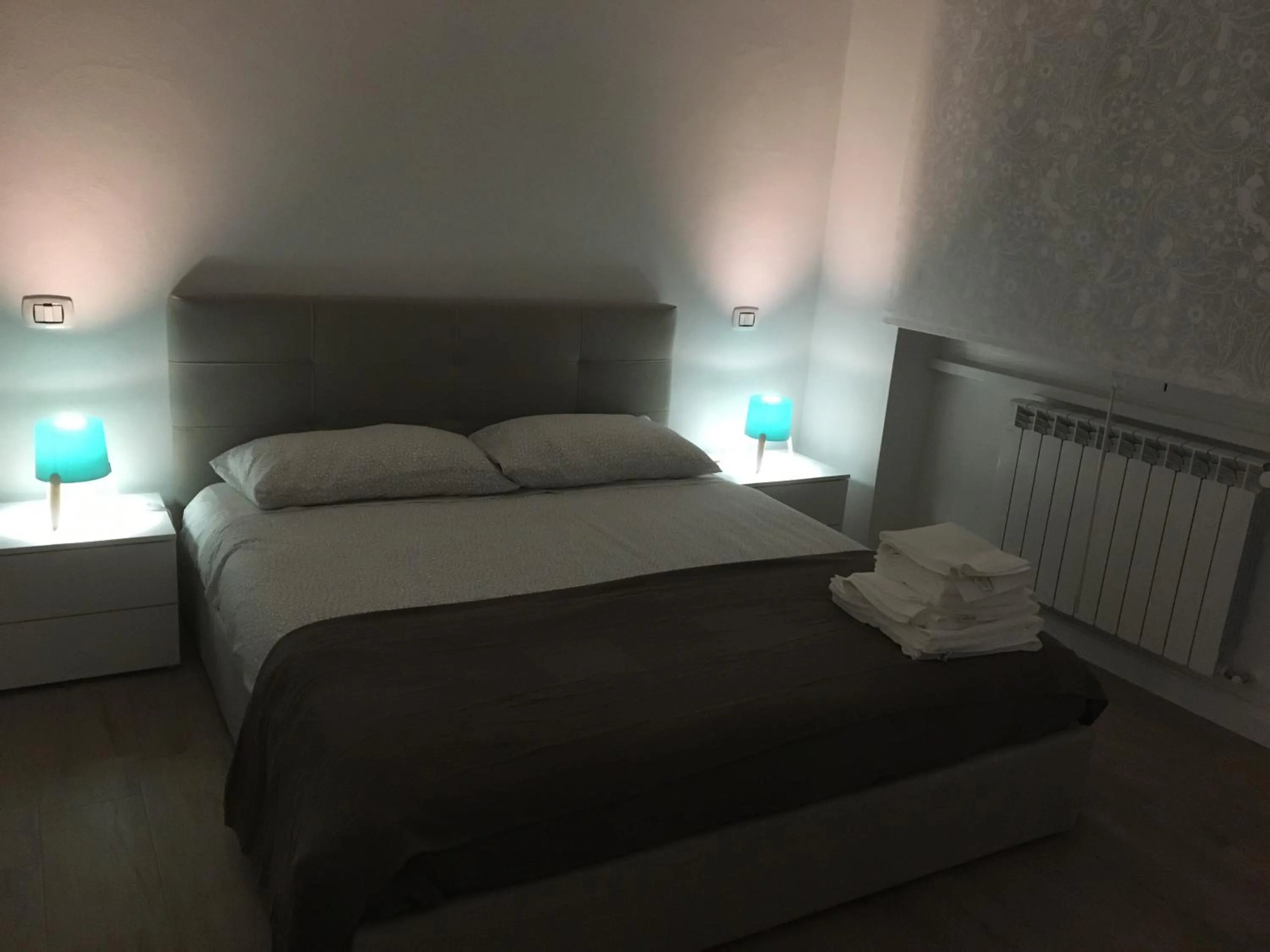 Bed in GLI ARANCI Apartment