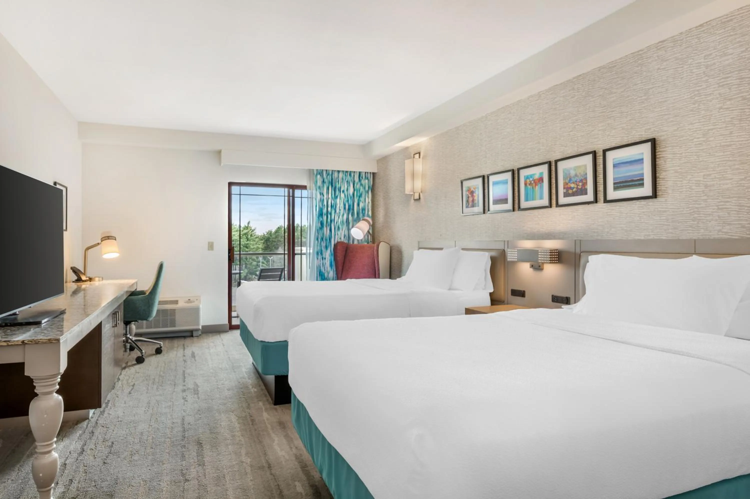 Bedroom, Bed in Hilton Garden Inn Wisconsin Dells