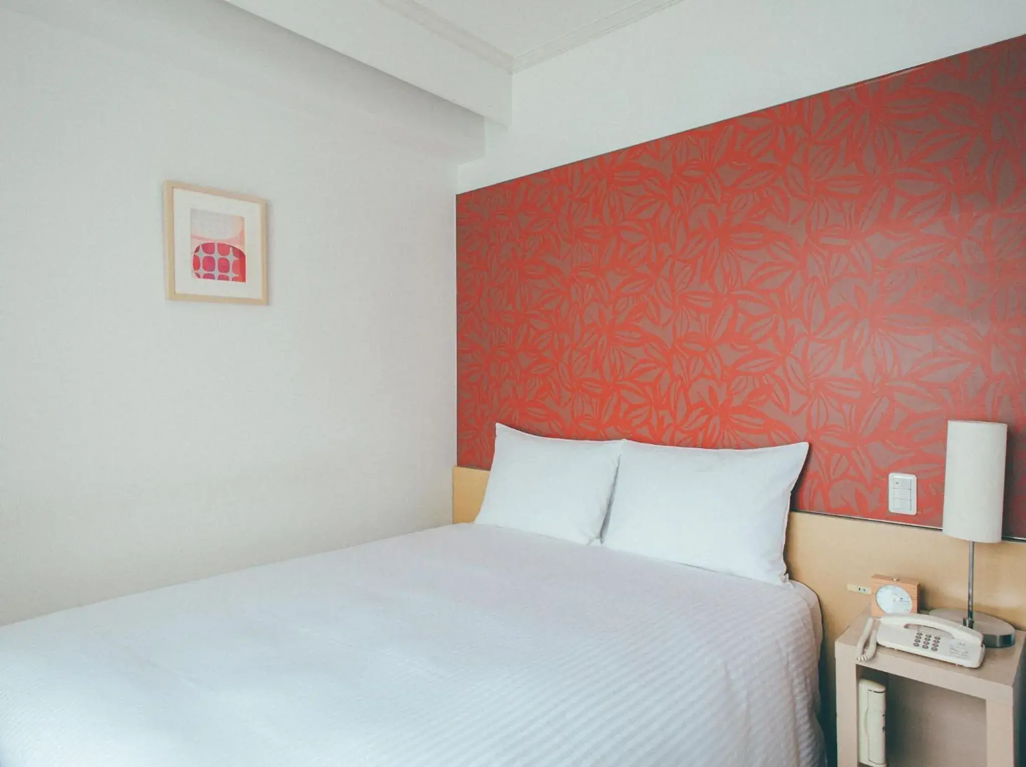Bed in Hamilton Hotel Red Bed in Hamilton Hotel Red