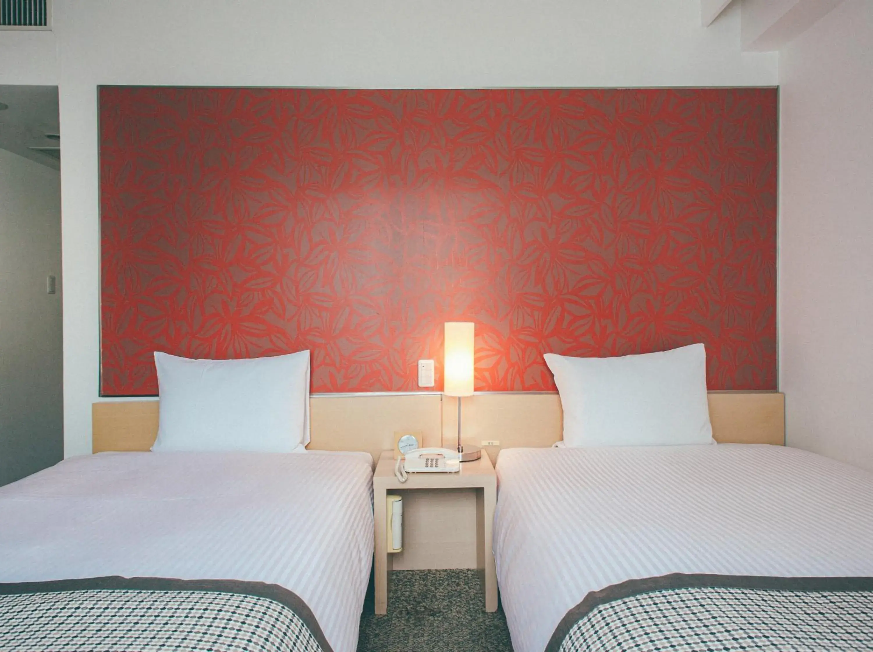 Bed in Hamilton Hotel Red Bed in Hamilton Hotel Red