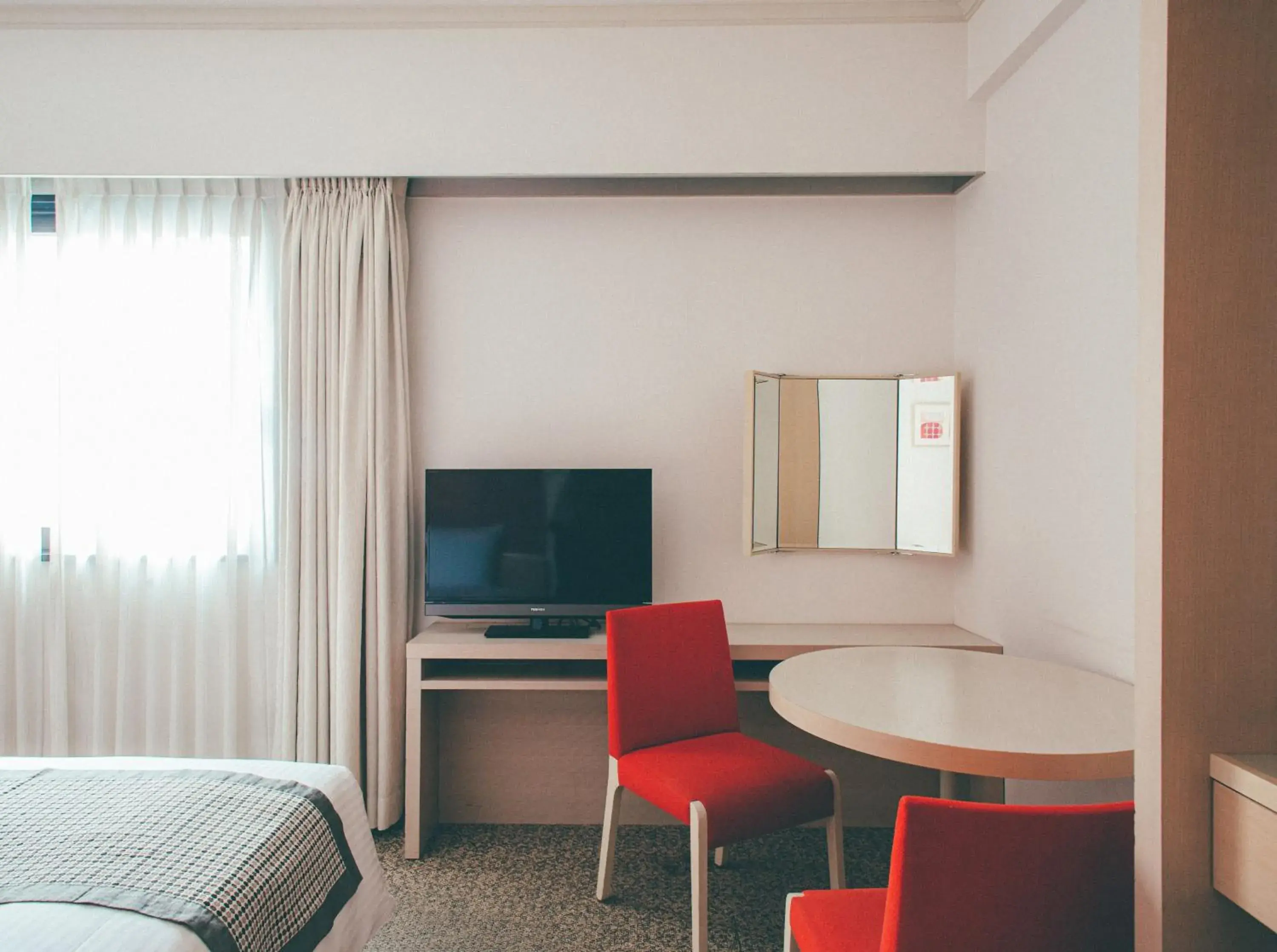Bed in Hamilton Hotel Red Bed in Hamilton Hotel Red