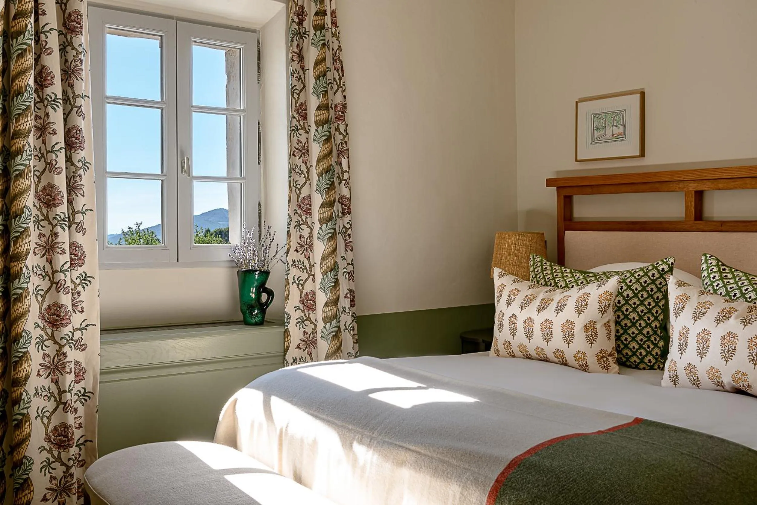 Bedroom, Bed in Hotel Crillon le Brave