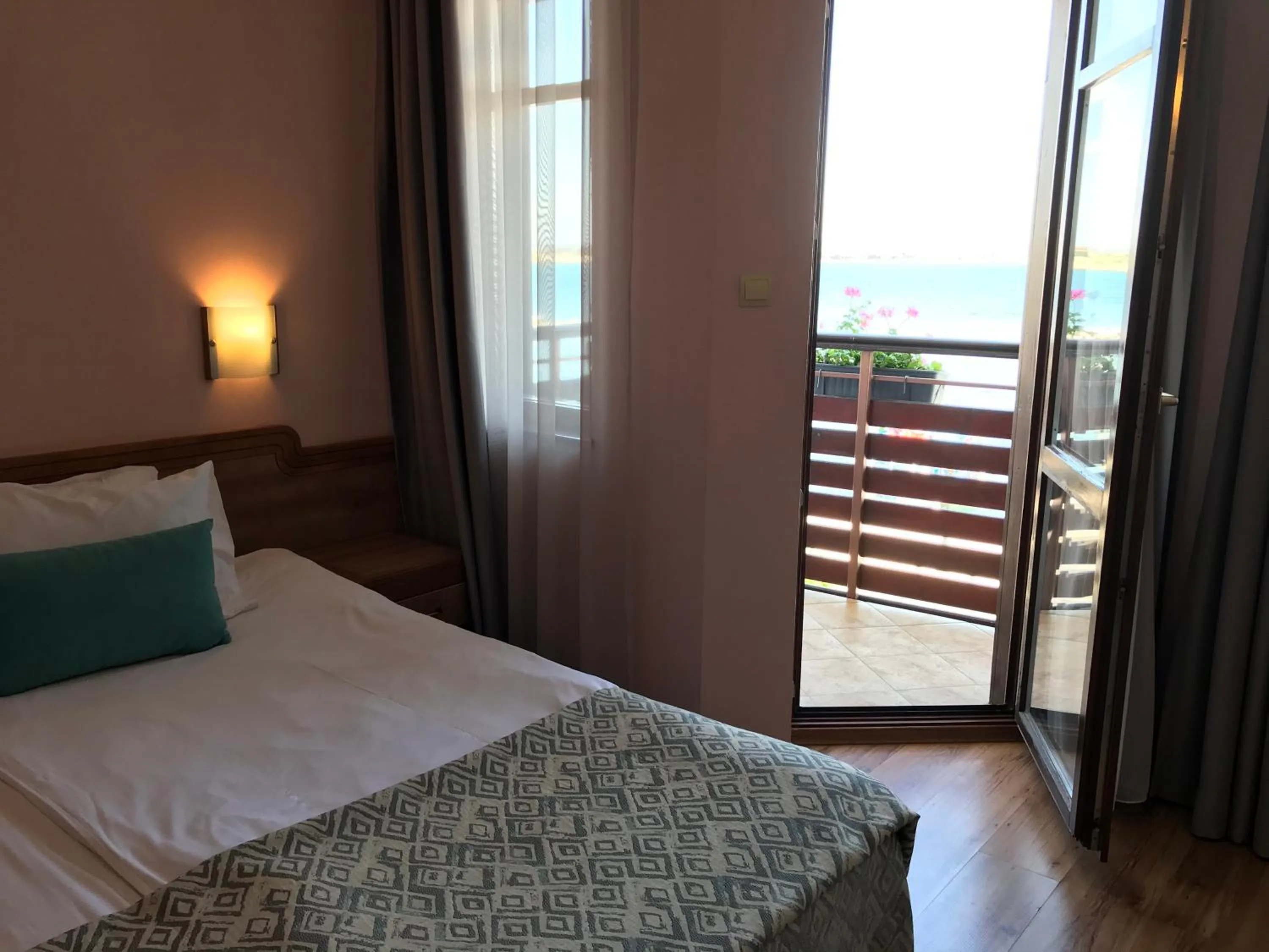 Bed in Family Hotel Saint Nikola and Free parking