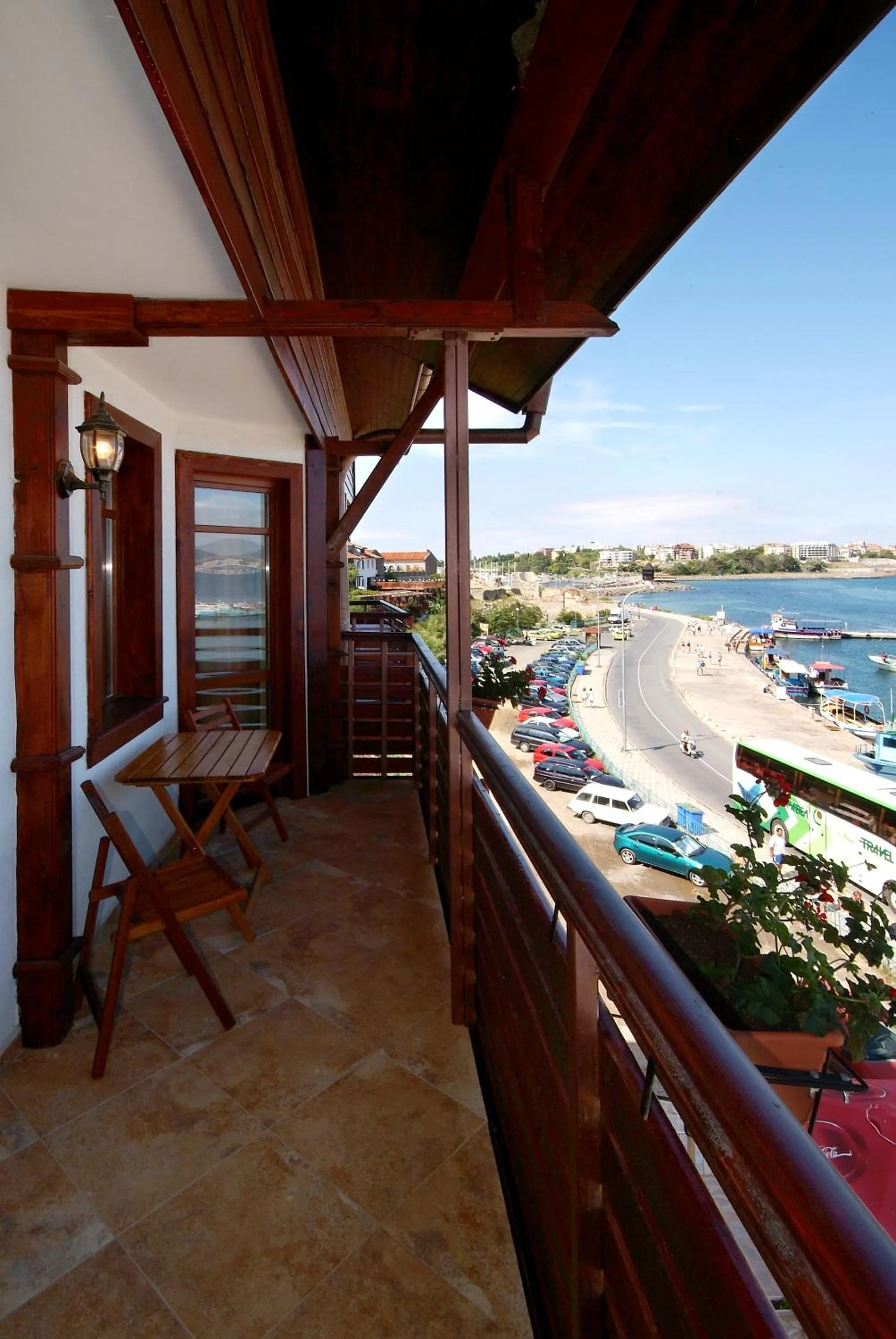 Day in Family Hotel Saint Nikola and Free parking