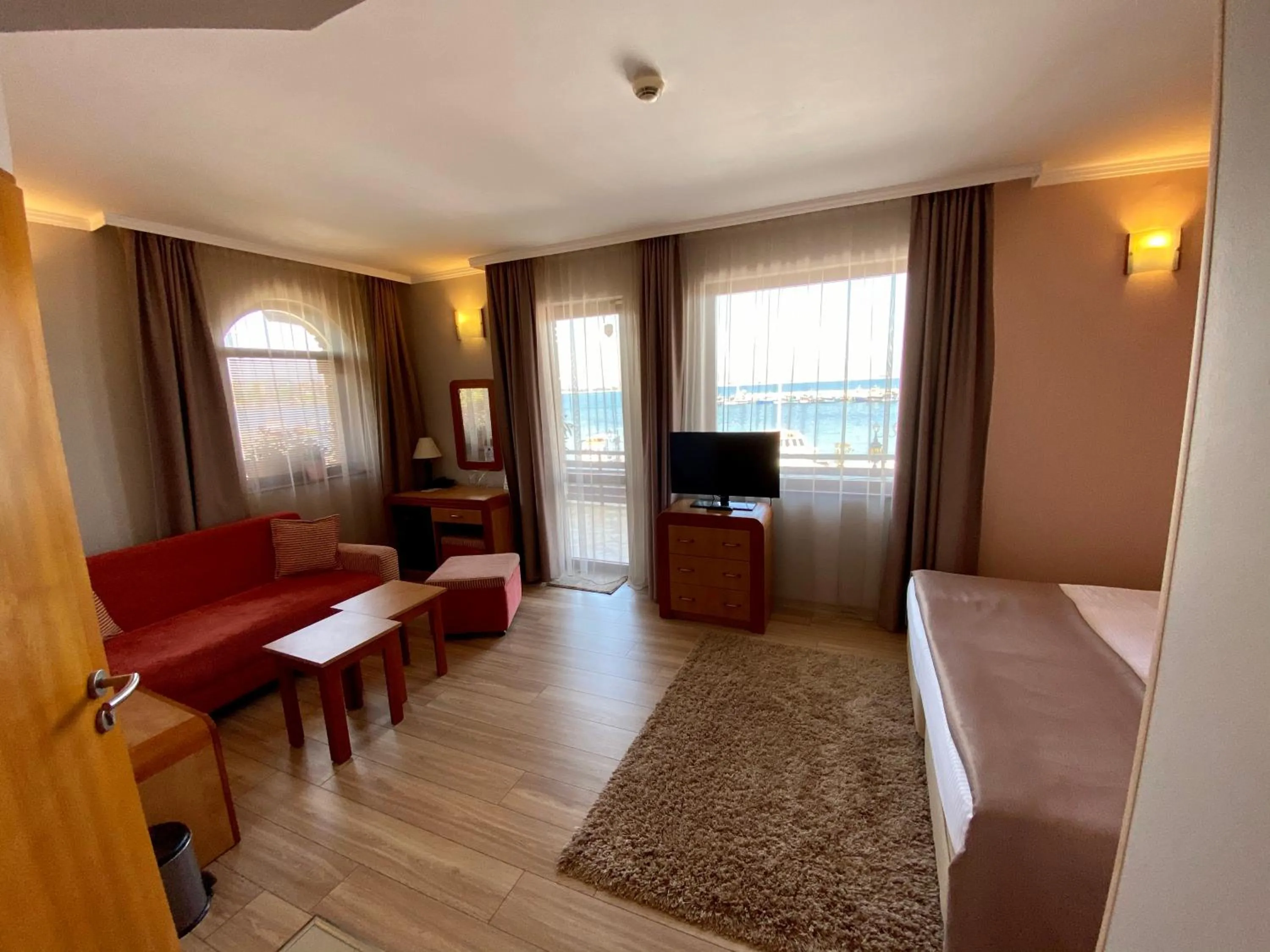 Photo of the whole room, Bed in Family Hotel Saint Nikola and Free parking