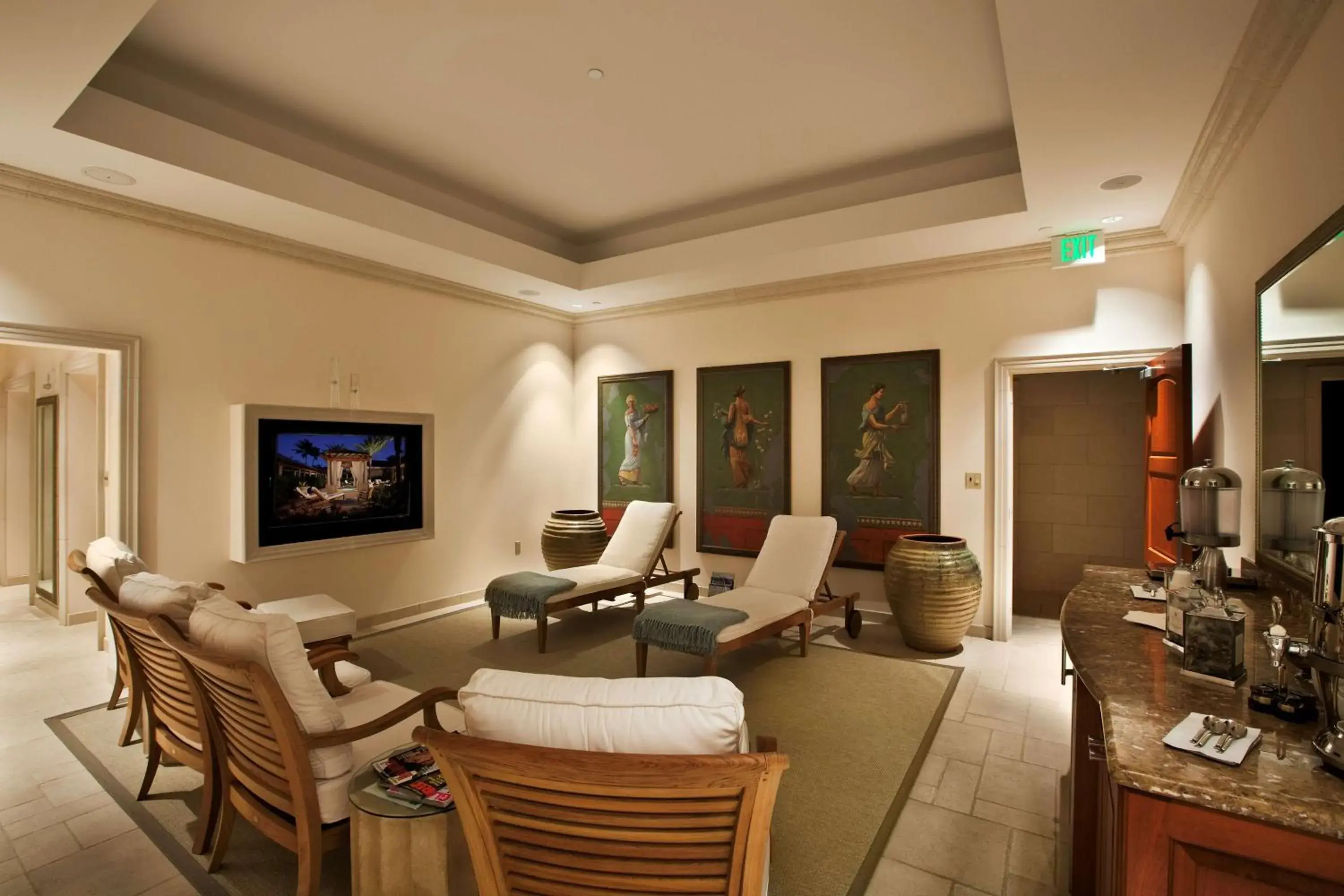 Spa and wellness centre/facilities in Hilton Marco Island Beach Resort and Spa Spa and wellness centre/facilities in Hilton Marco Island Beach Resort and Spa