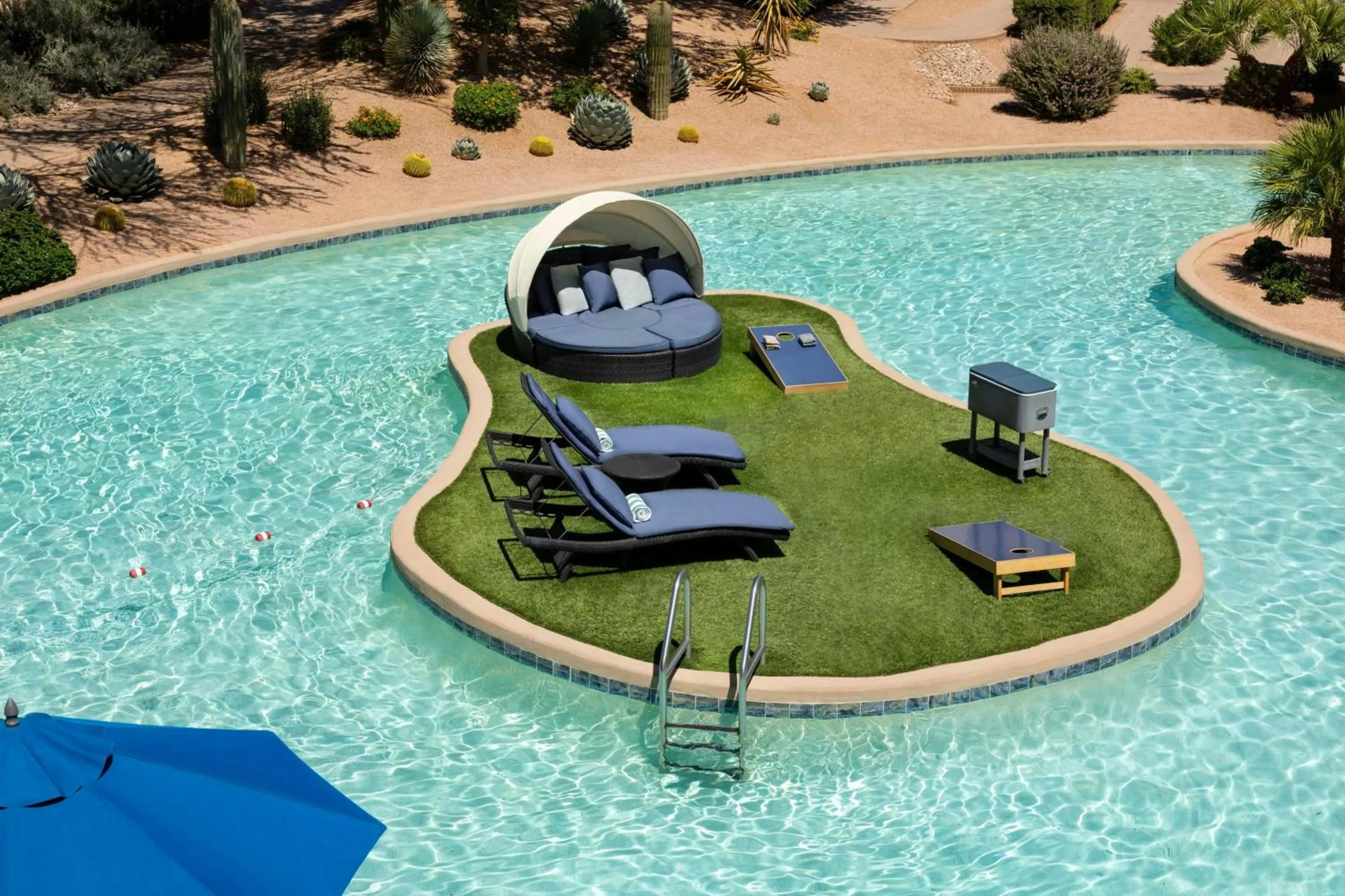 Swimming pool in The Westin Kierland Resort & Spa