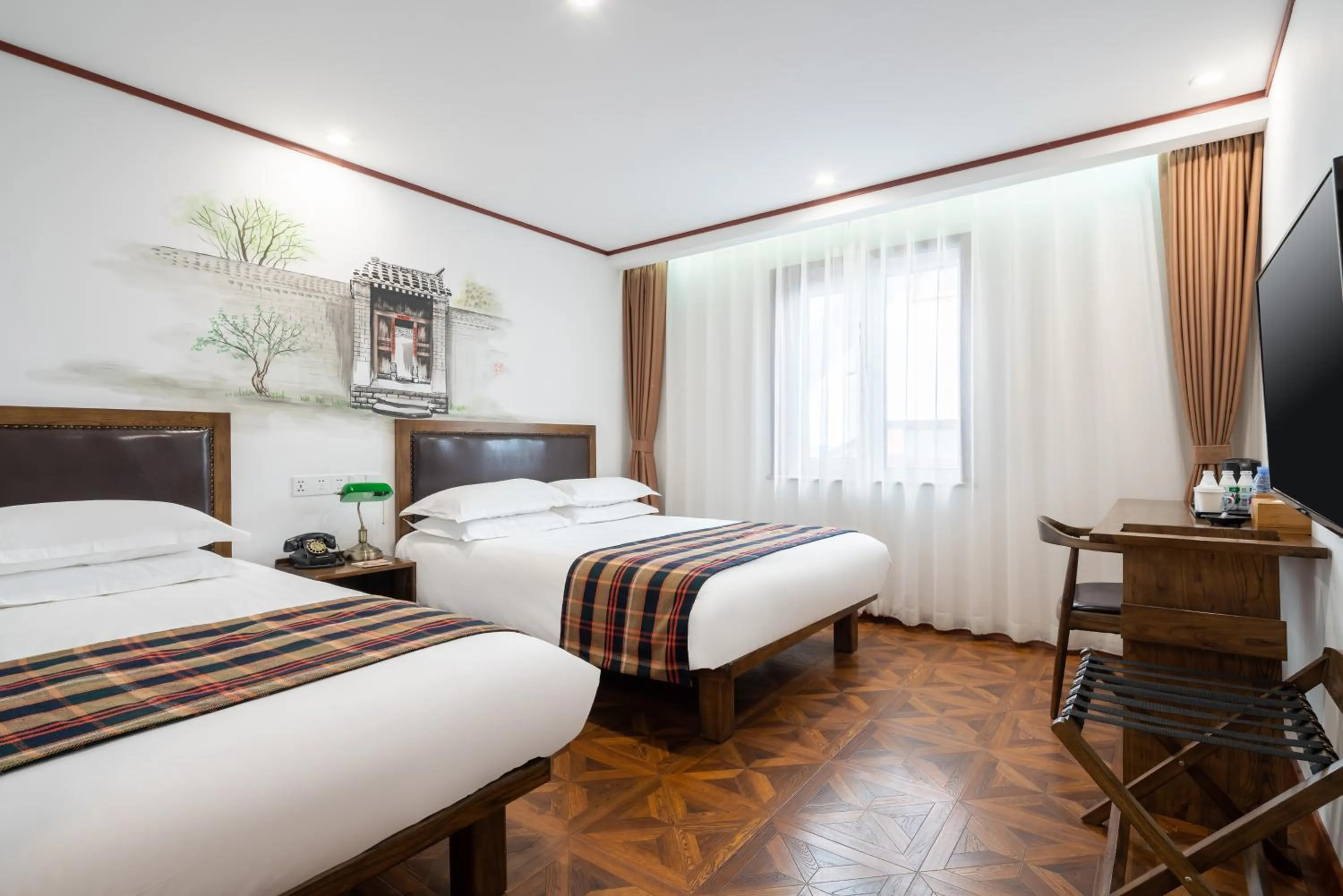 Bed in Nostalgia Hotel（Beijing Tiananmen Square）