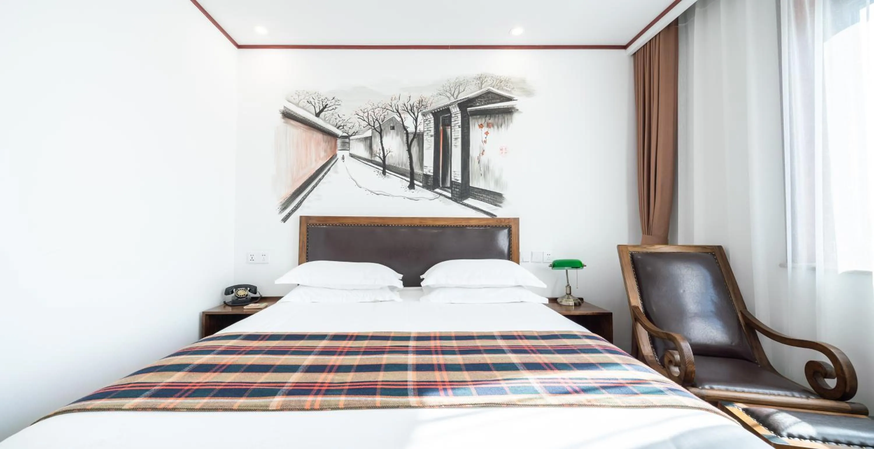 Bed in Nostalgia Hotel（Beijing Tiananmen Square）