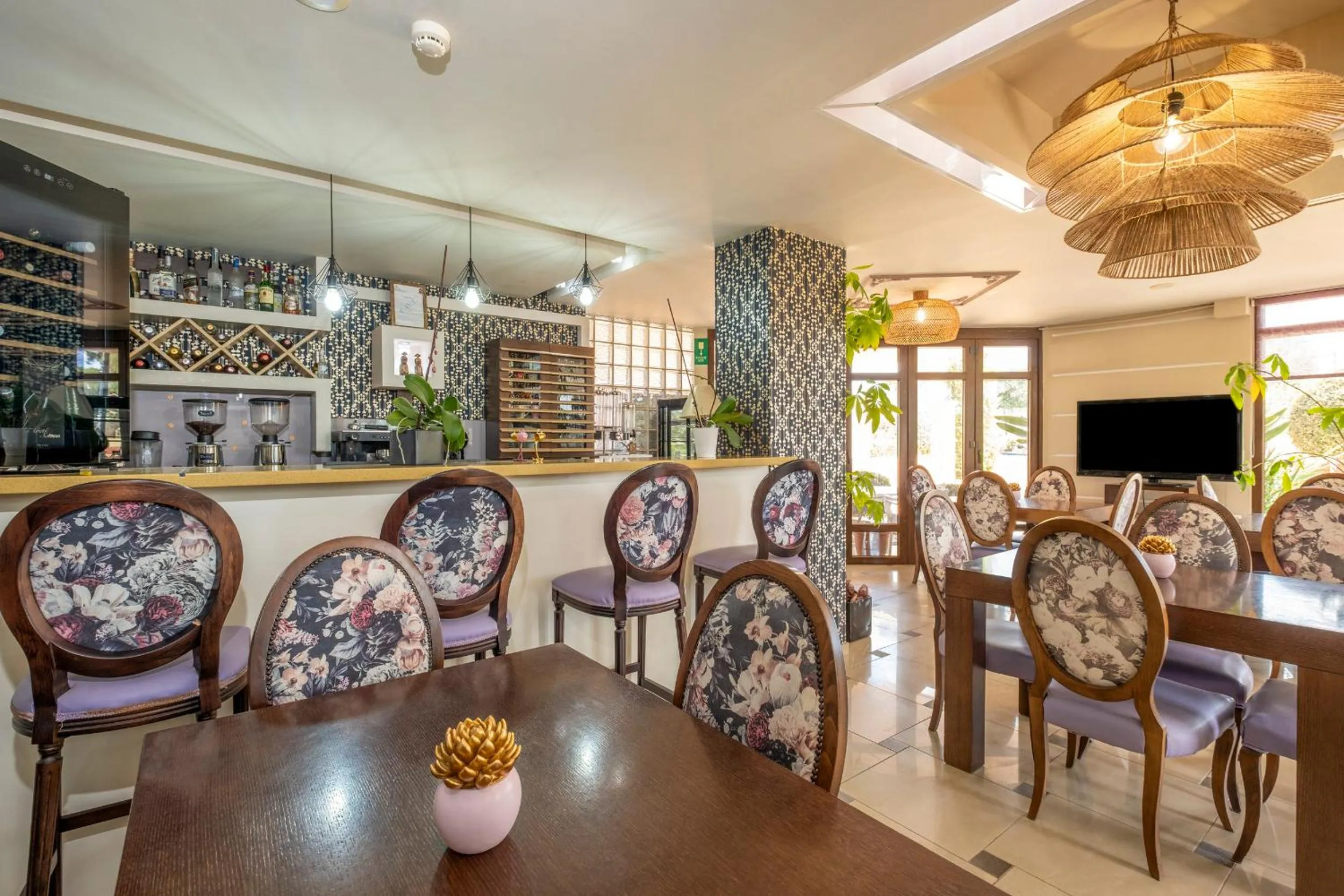 Breakfast in Areti Suites