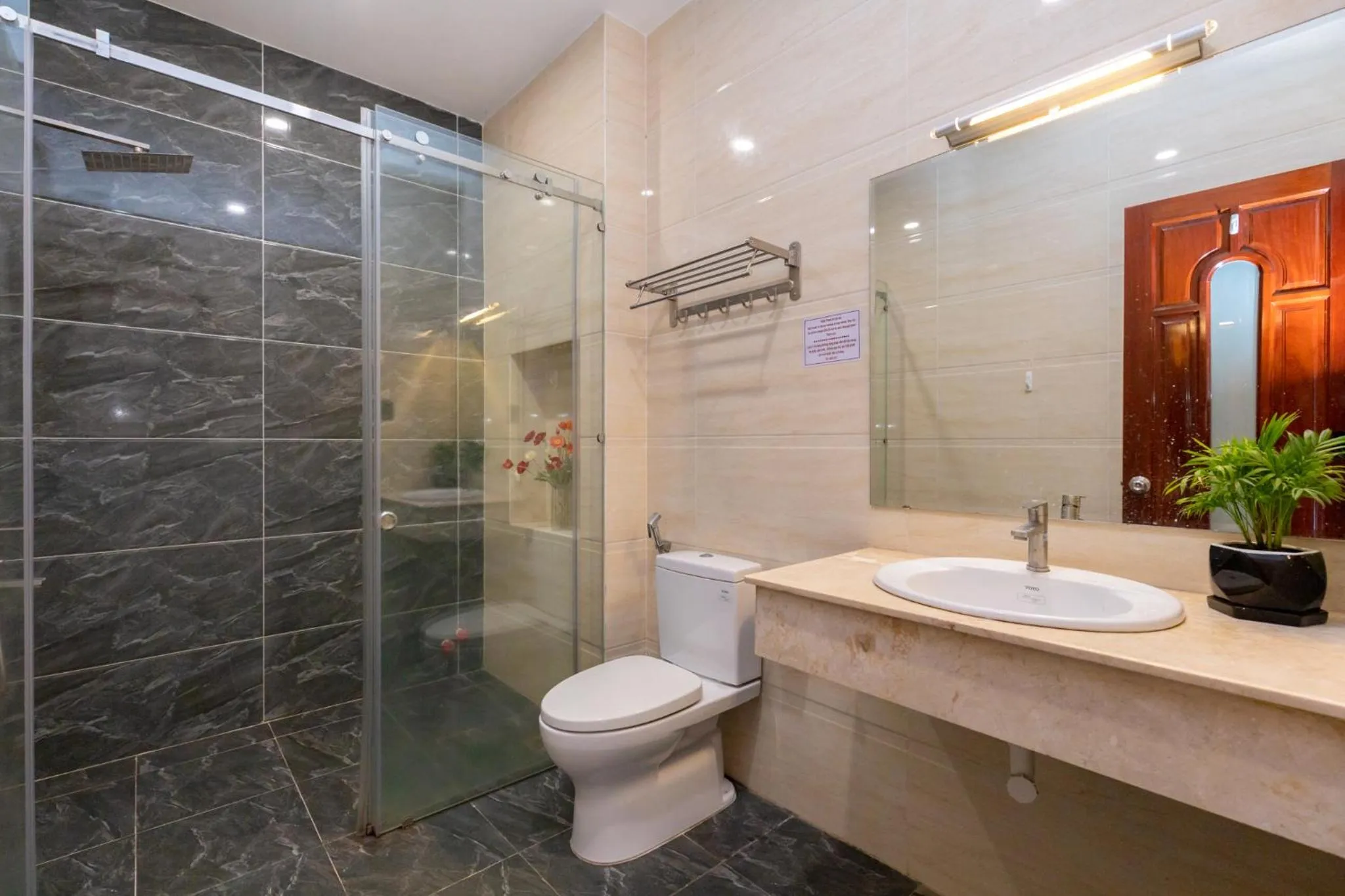 Prague Hotel Vung Tau