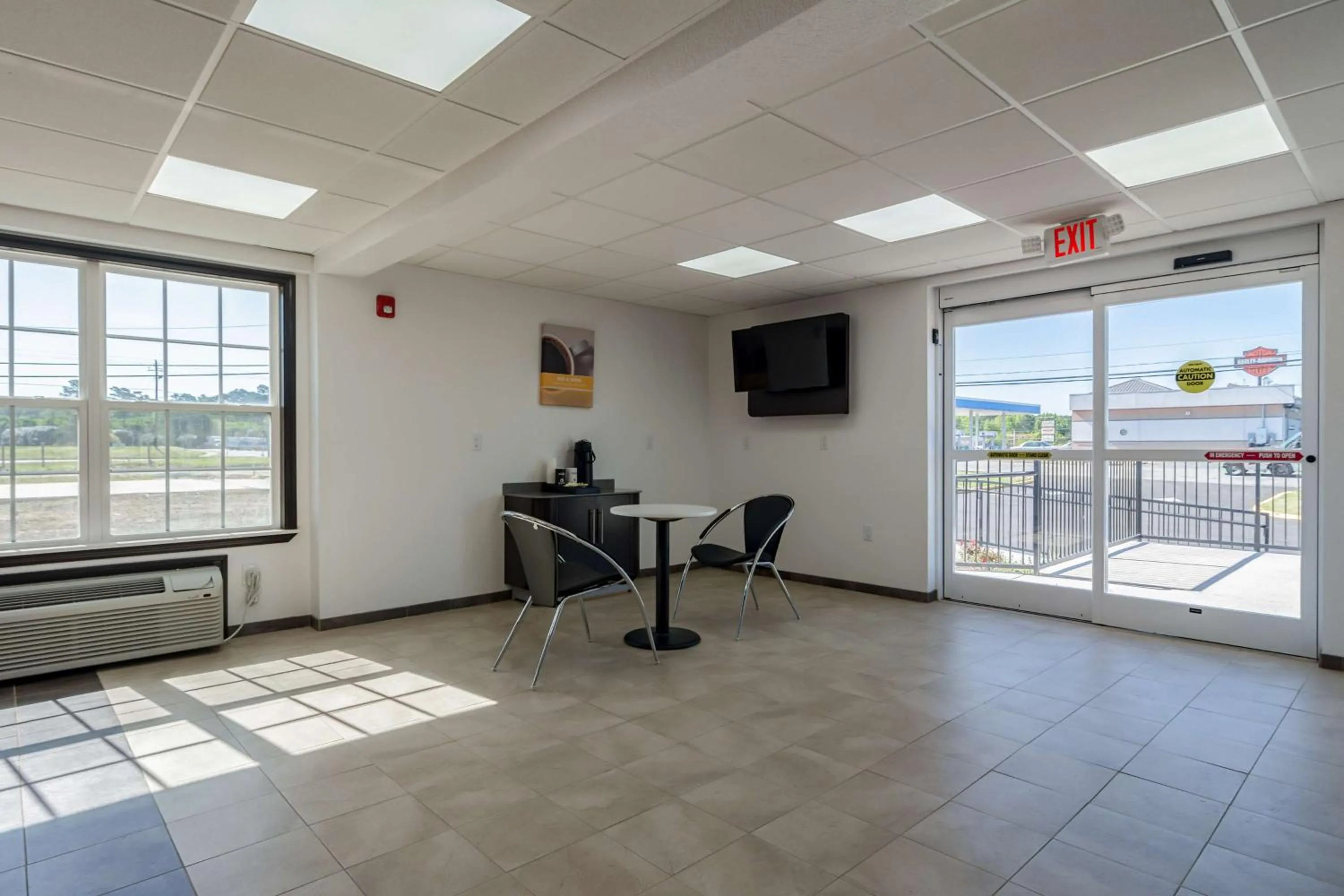 Coffee/tea facilities in Motel 6-White, GA - Cartersville