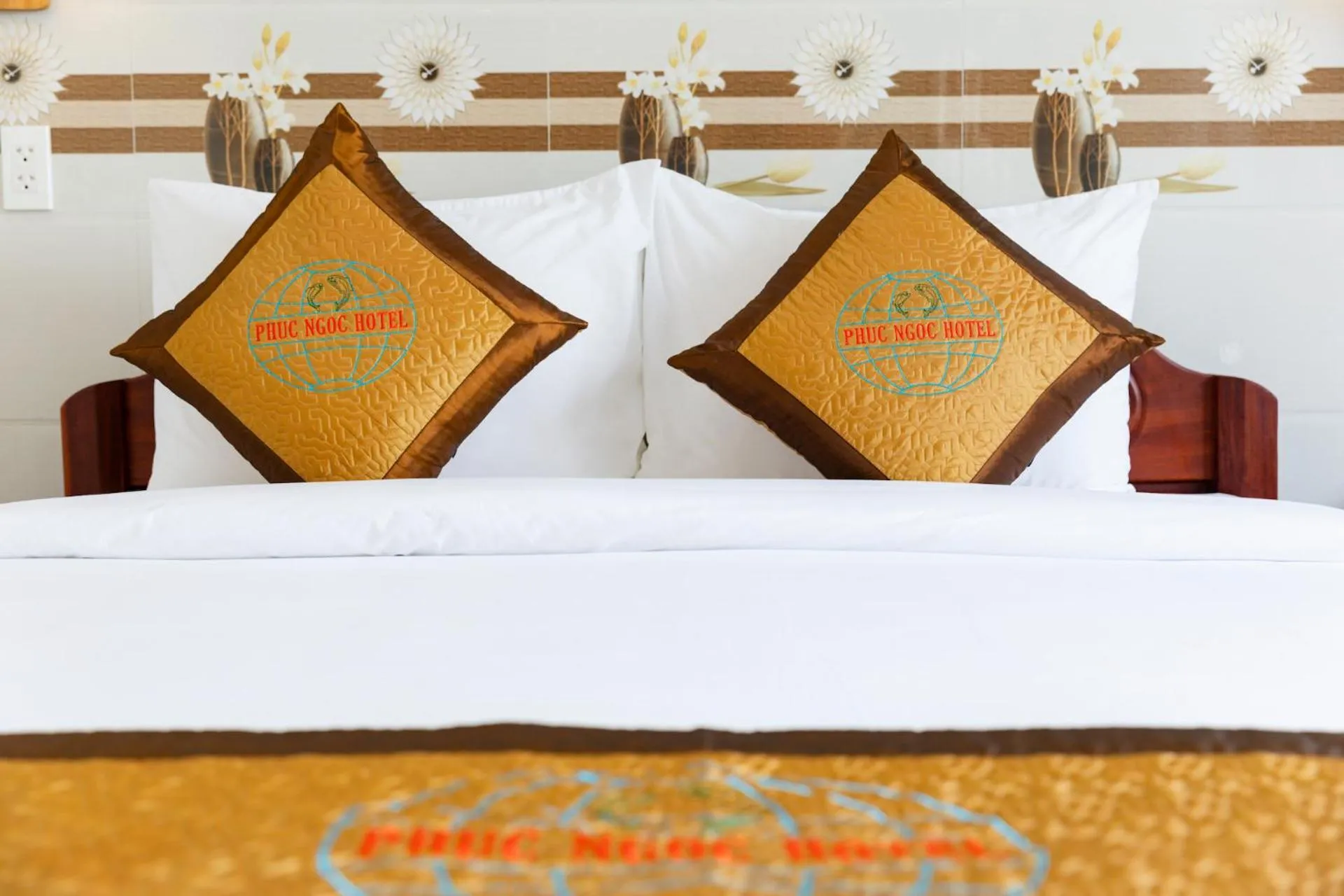 Bed in Phuc Ngoc Hotel