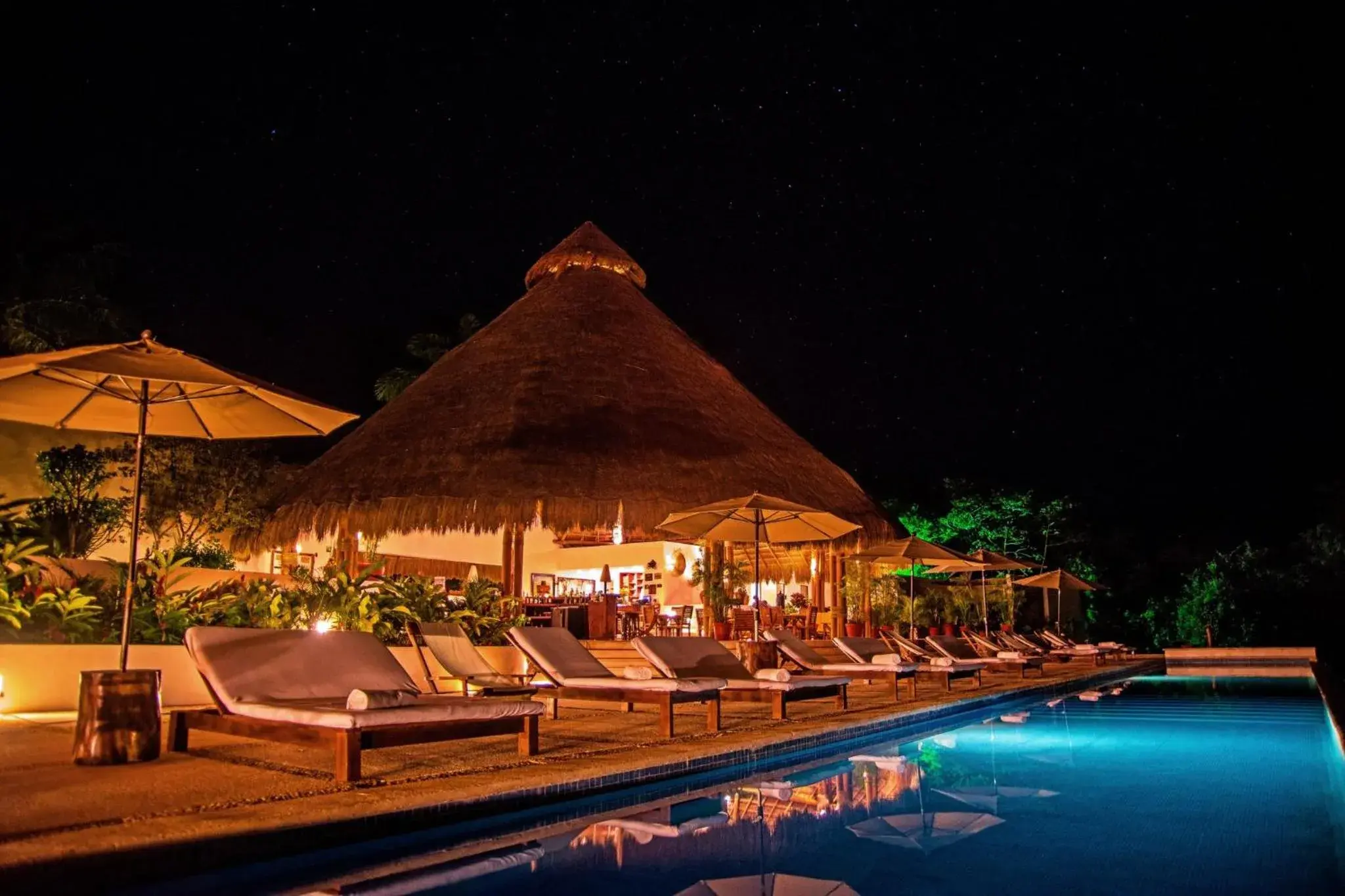 Swimming pool in The Explorean Selva Maya Kohunlich Swimming pool in The Explorean Selva Maya Kohunlich