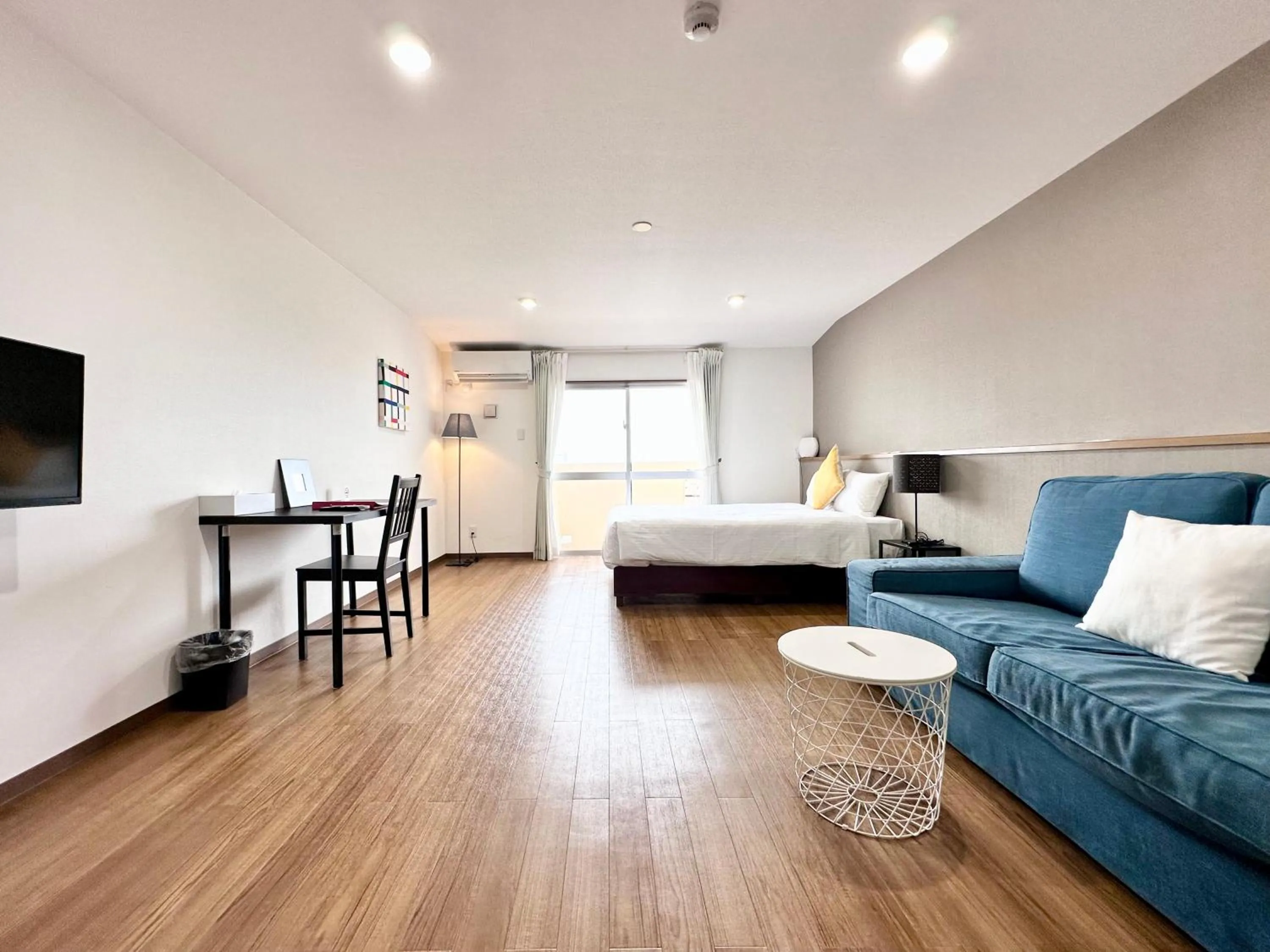 Bed in Hotel Miyakojima