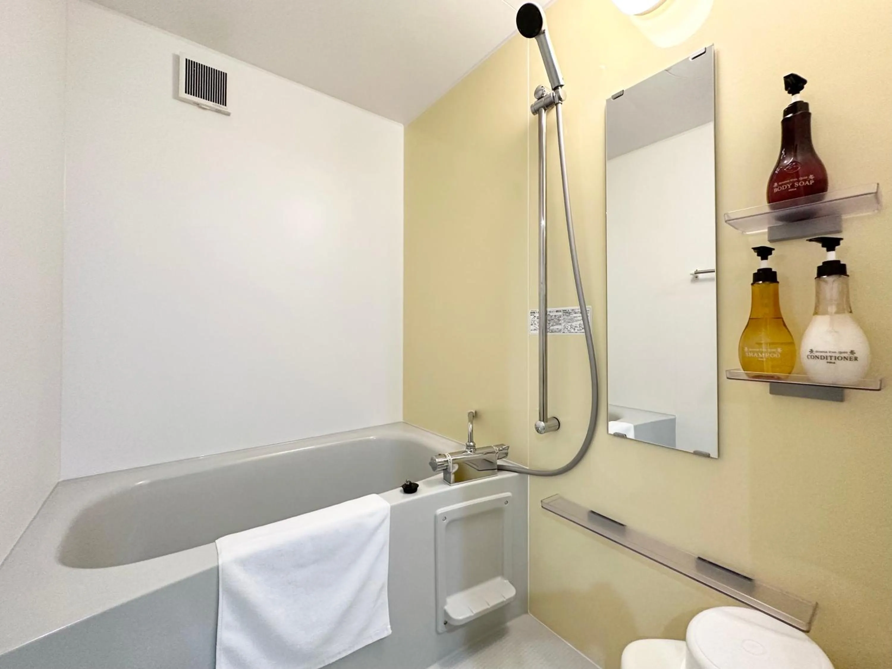 Shower in Hotel Miyakojima