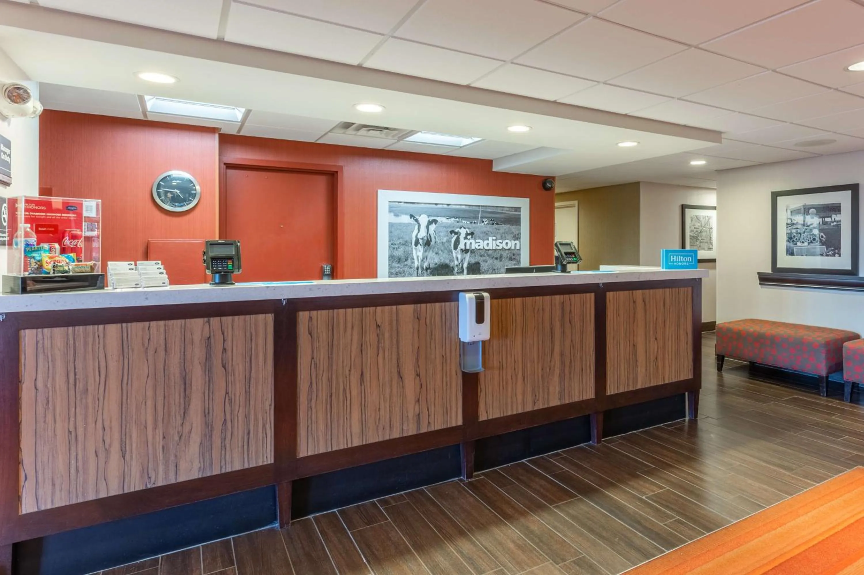 Lobby or reception in Hampton Inn Madison East Towne Mall Area