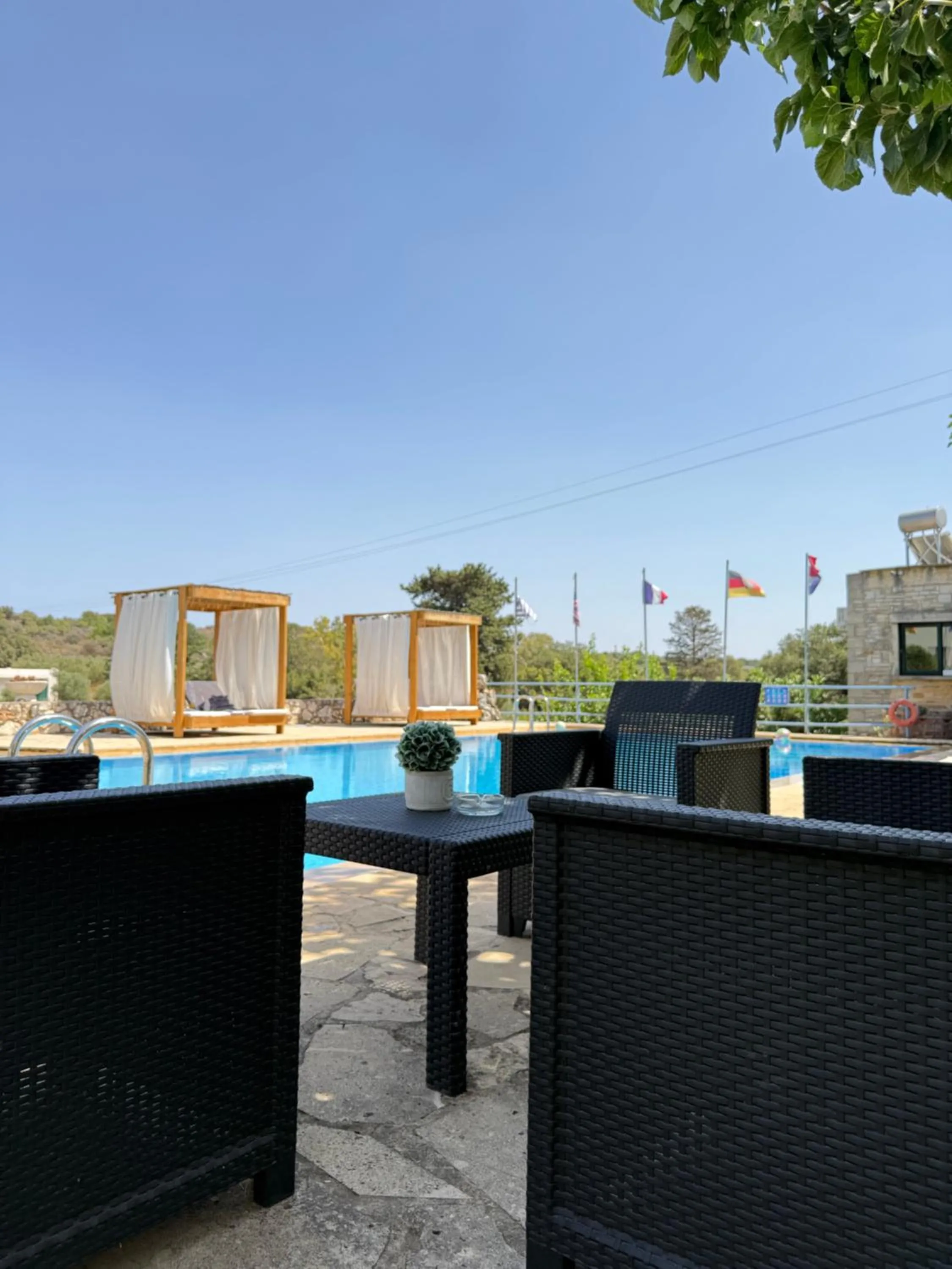 Elianthos Villas