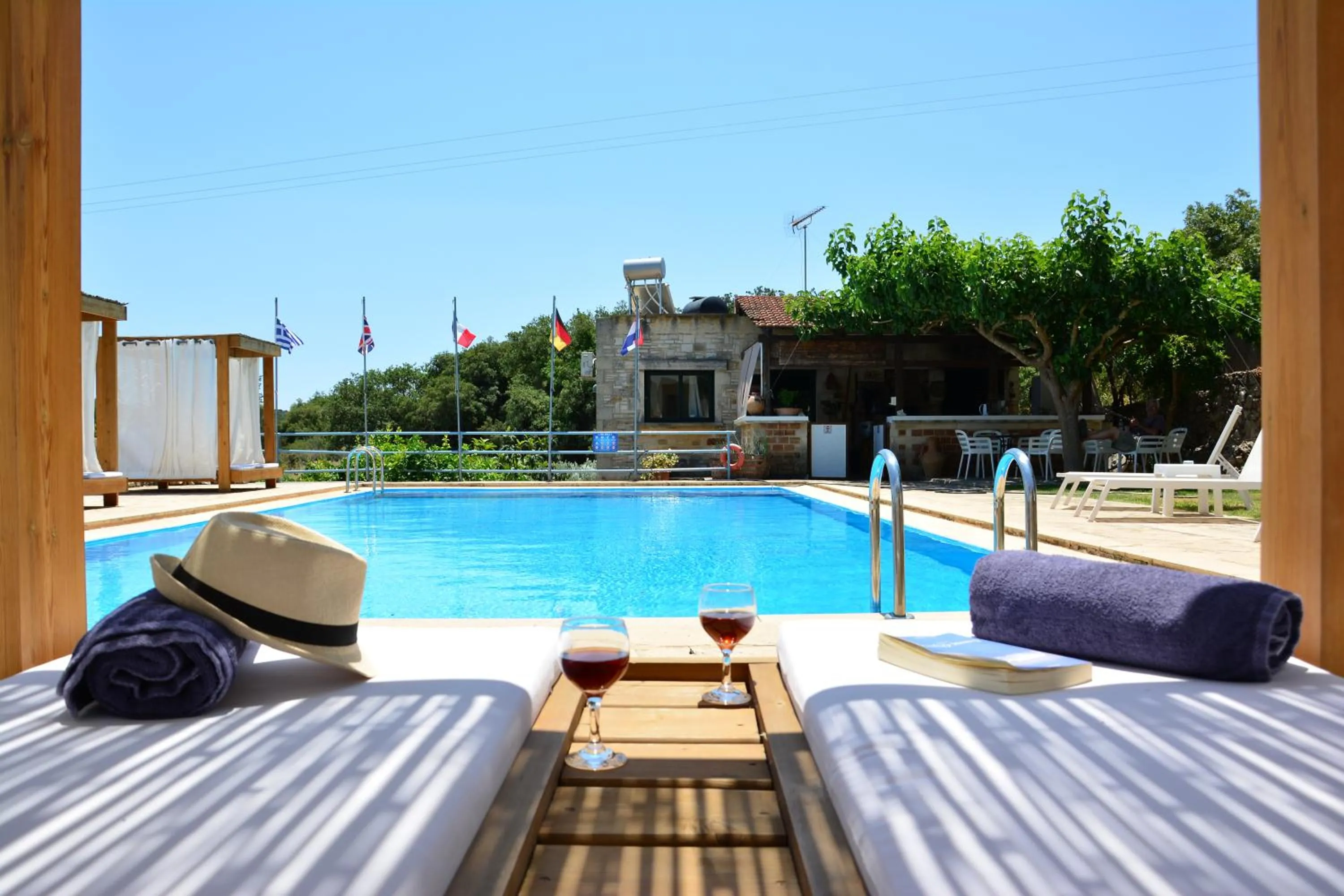 Elianthos Villas