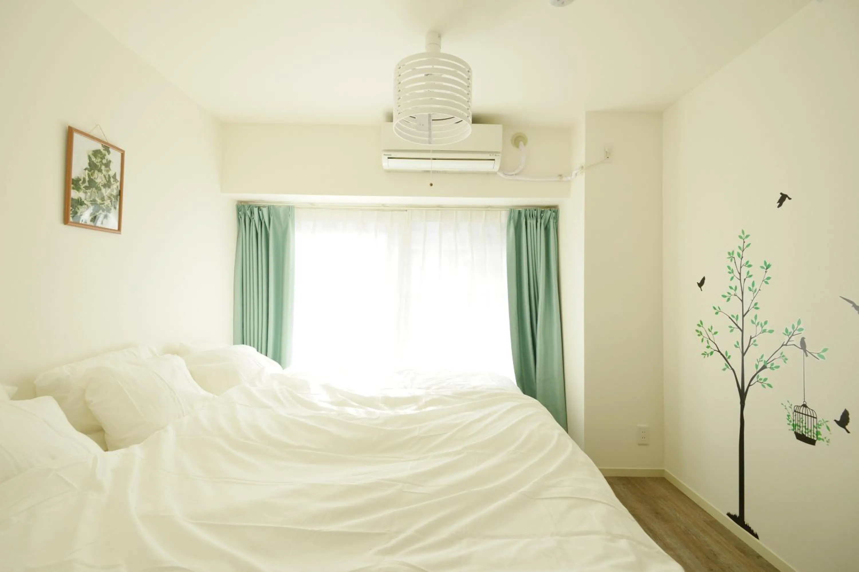Bed in Roppongi WoodsHouse501