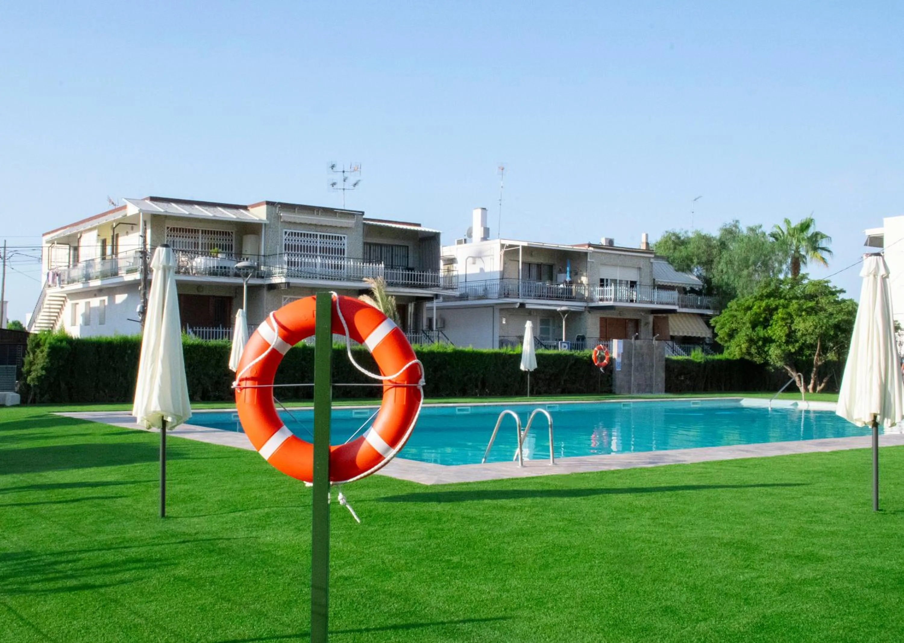 Swimming pool in Agaró Cambrils Apartments