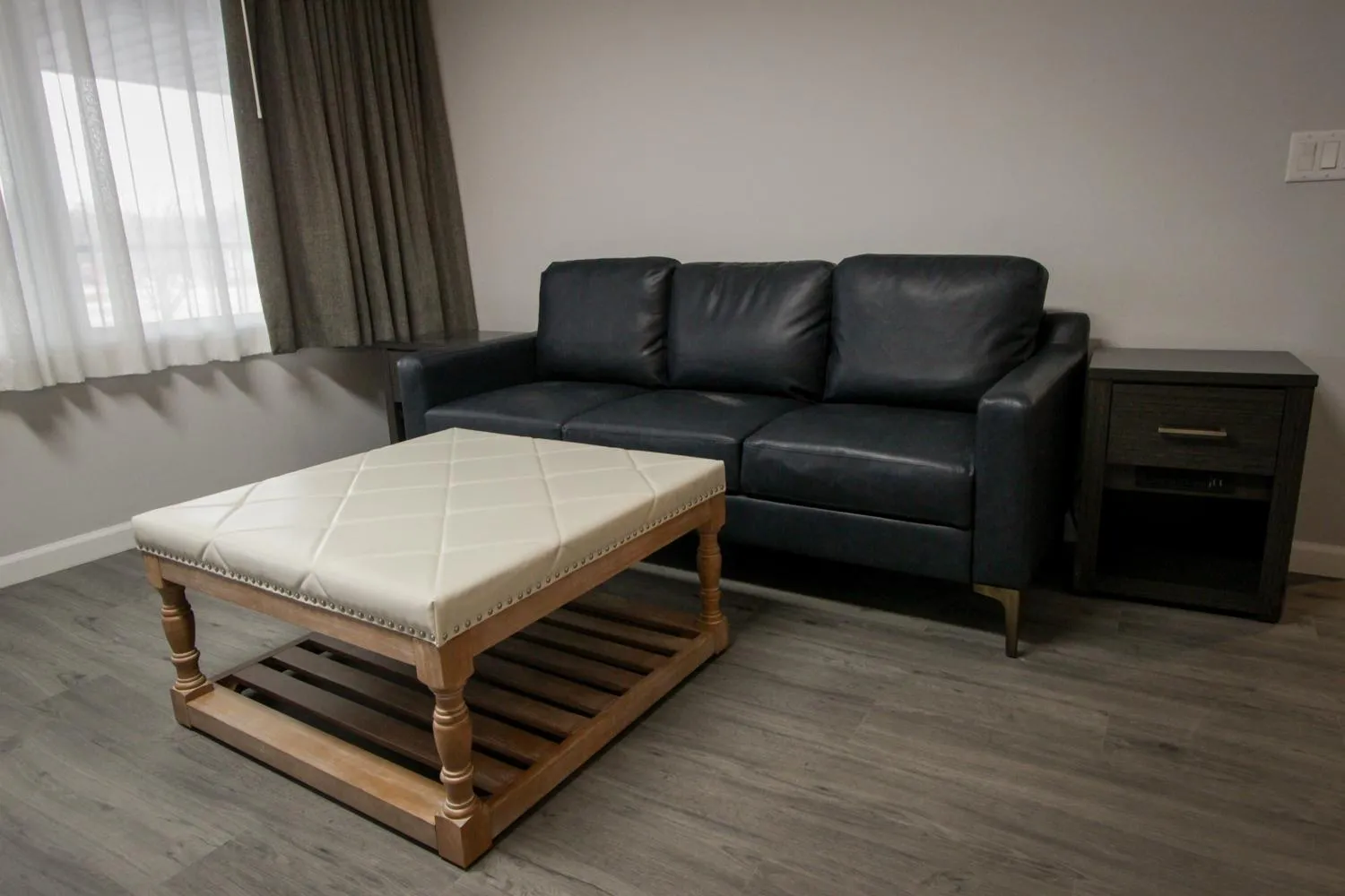 Seating area in Envi Boutique Hotel Henderson-Evansville South