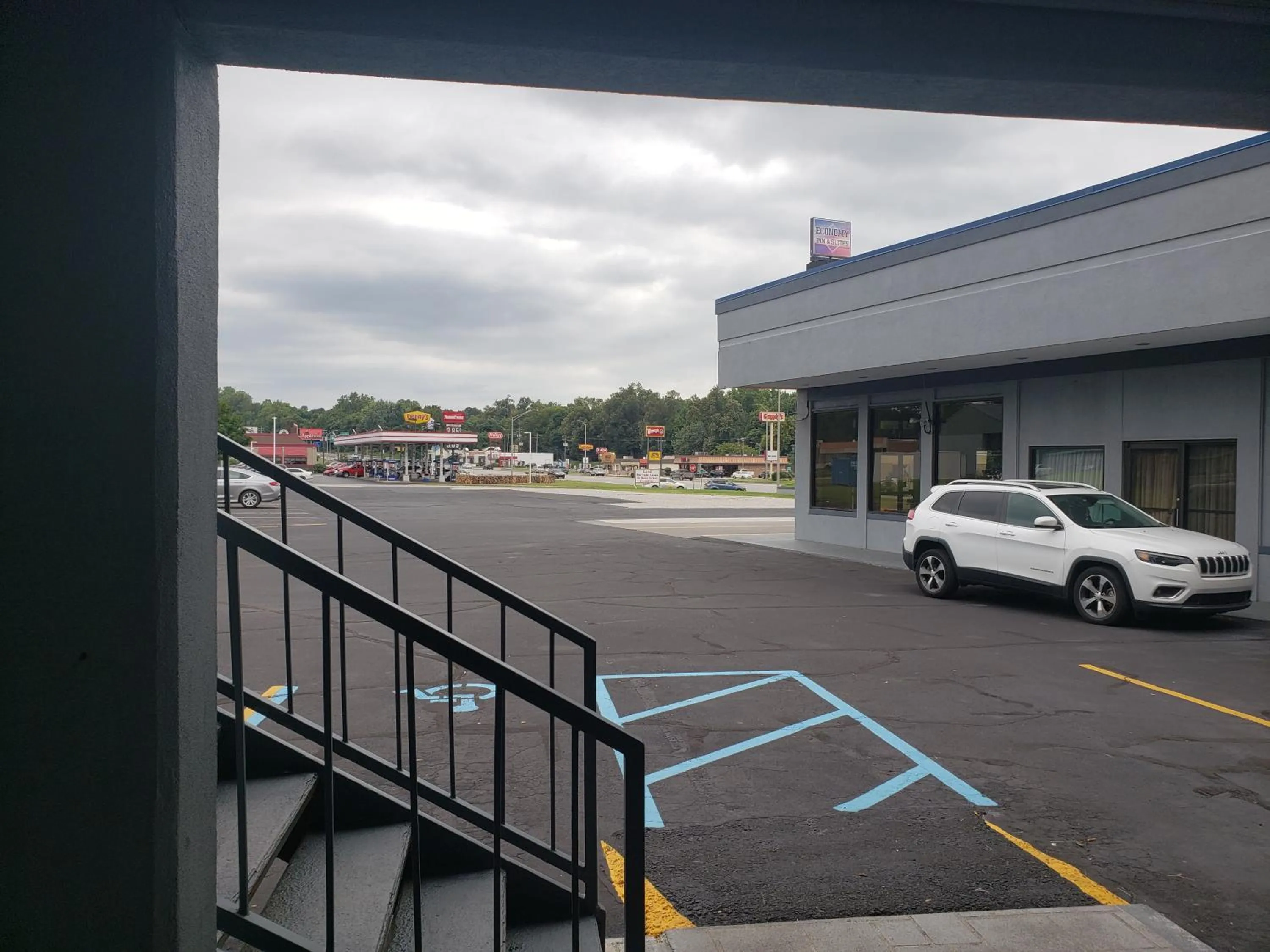 Property building in Envi Boutique Hotel Henderson-Evansville South